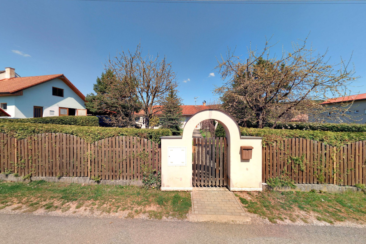 F - beton - Milan Franc