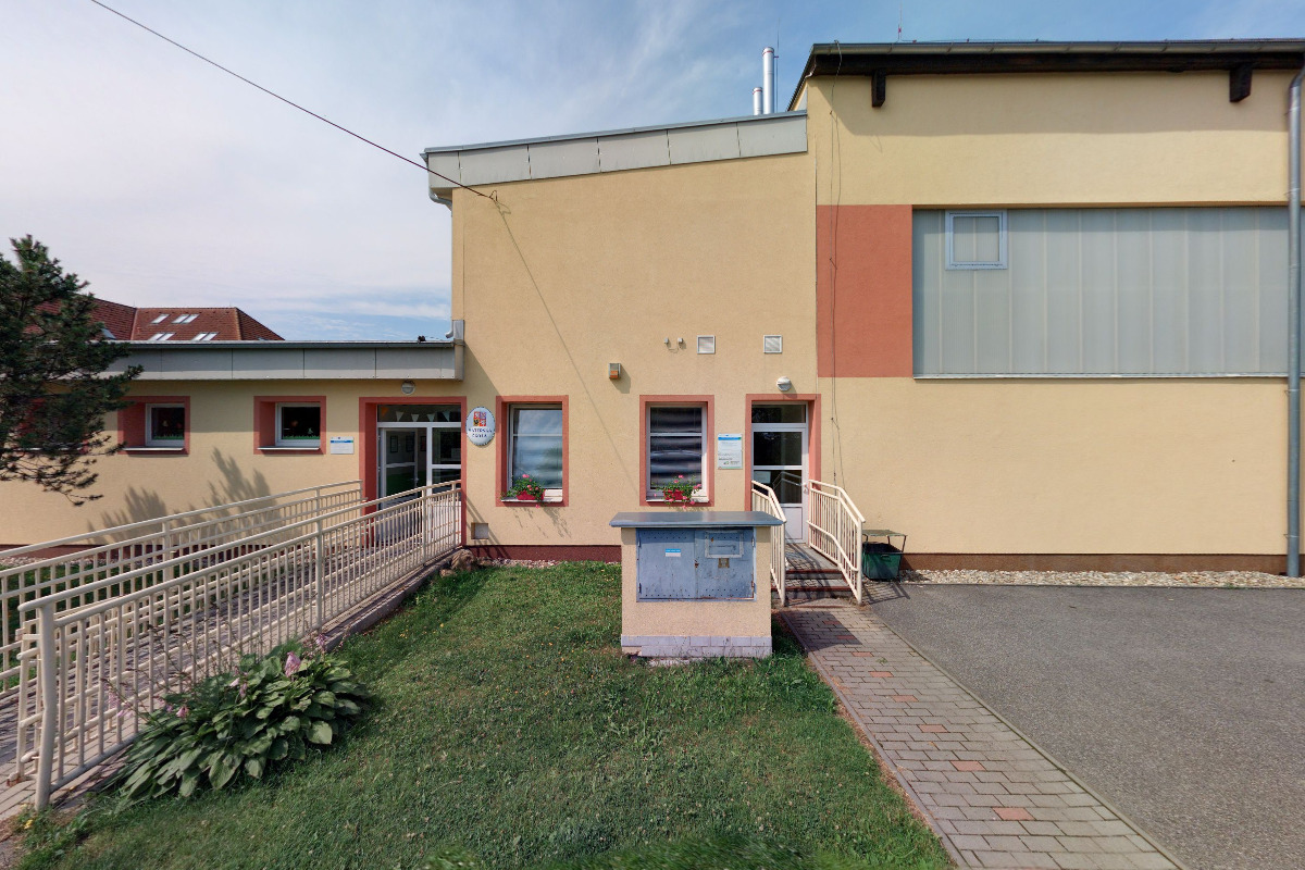 Dětská knihovna Osečná