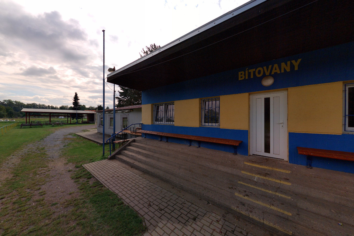 TJ BÍTOVANY