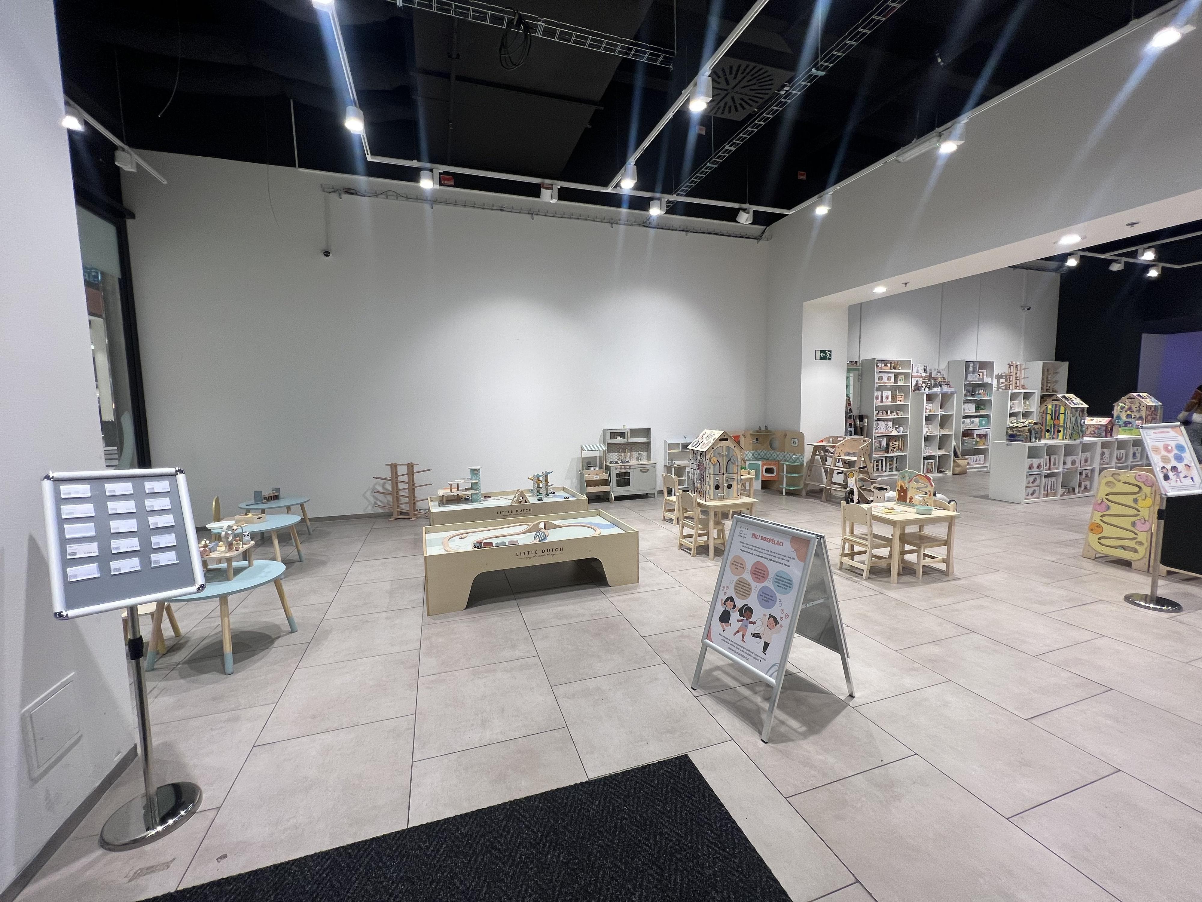 ELIS DESIGN – showroom Praha foto 2