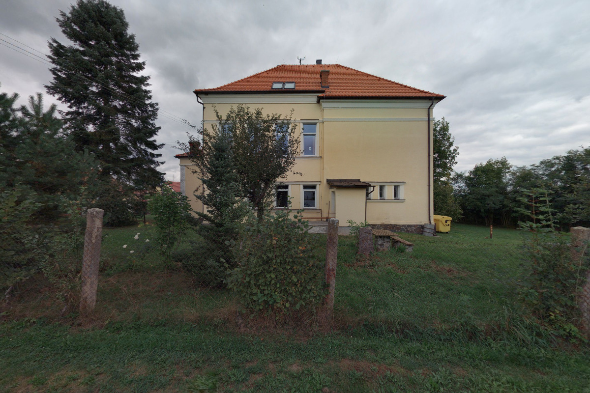 Základní škola a Mateřská škola Hradec