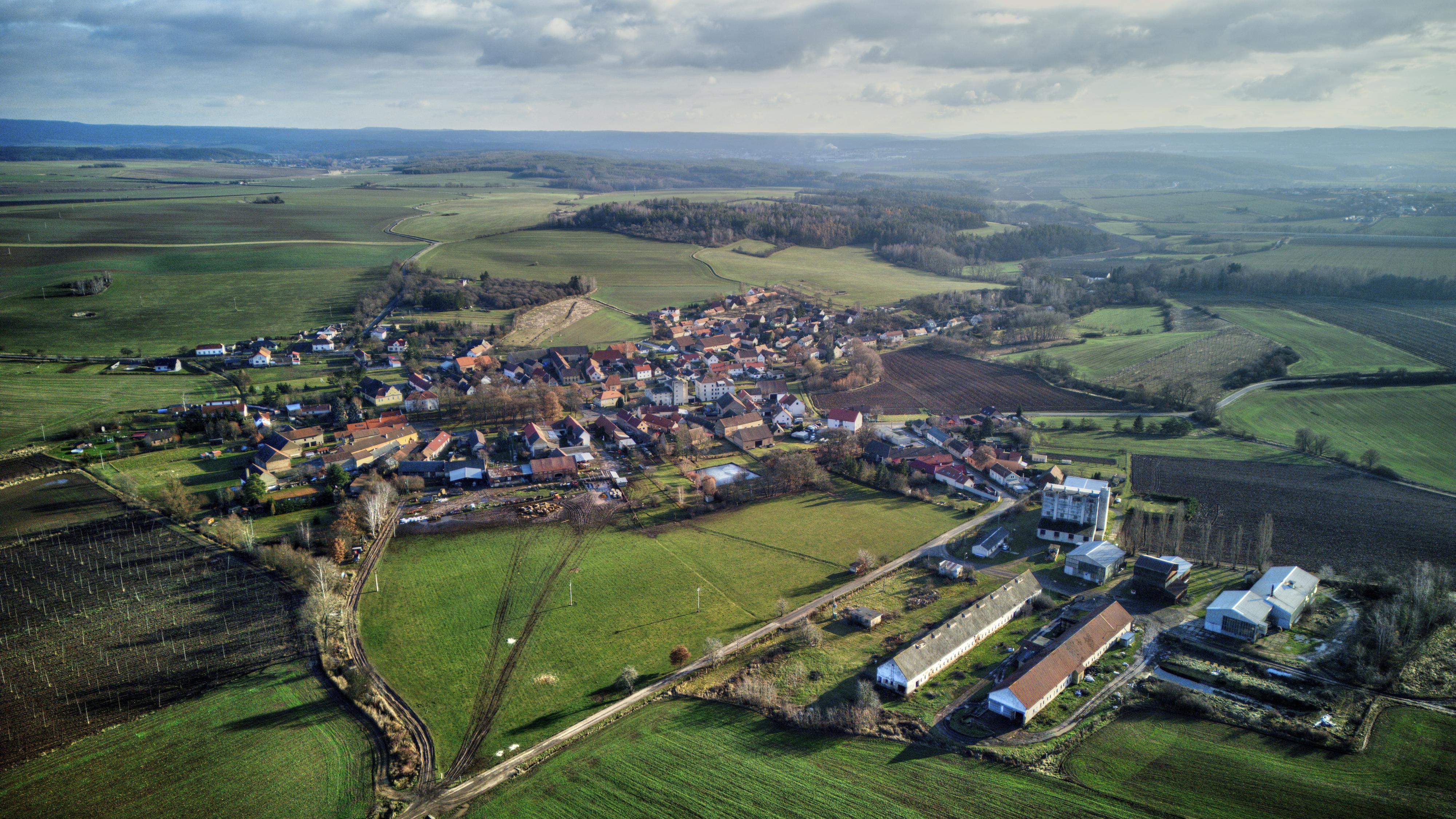 Přílepy - obecní úřad foto 3