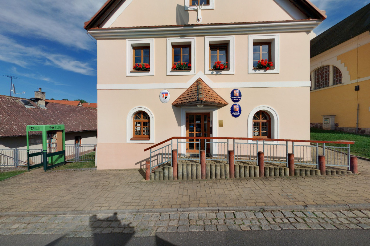 Knihovna Ejpovice foto 2