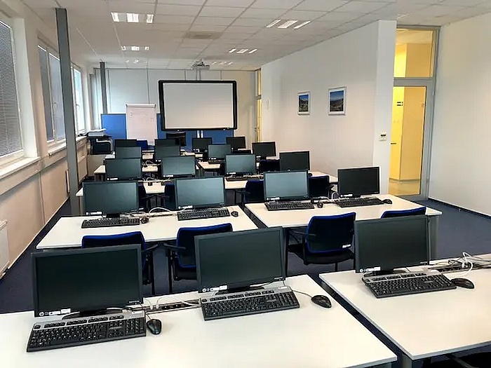 UNIS COMPUTERS, a.s. foto 2