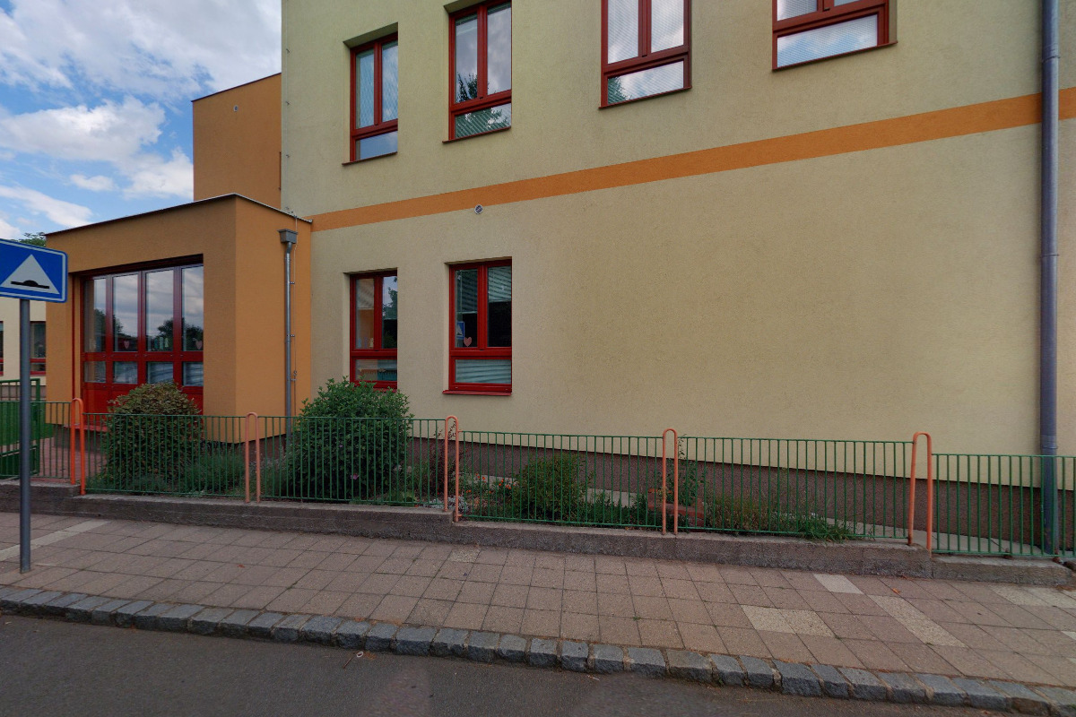 Základní škola Čeperka foto 4