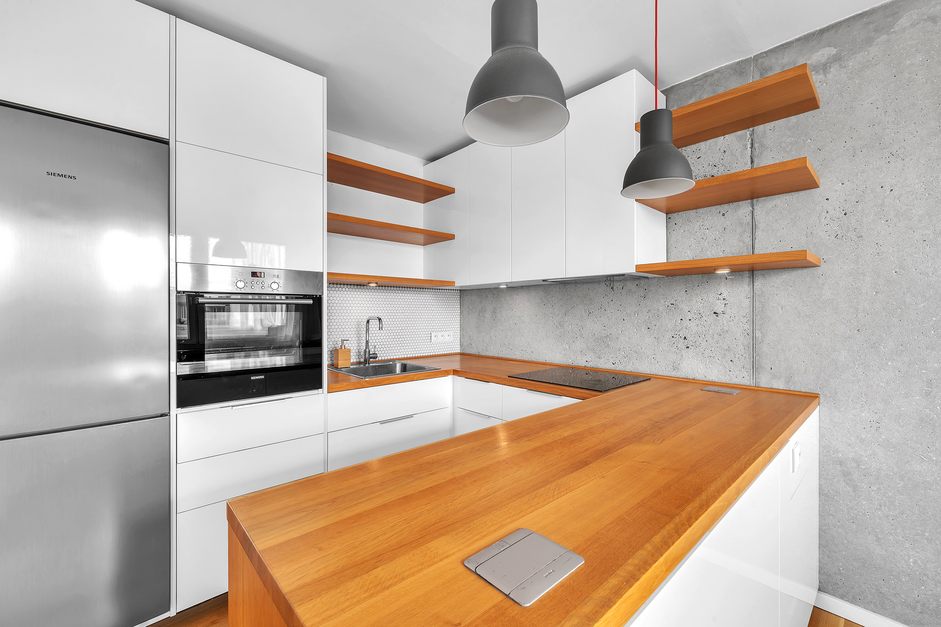 RK Mandík - Realitní kancelář foto 5