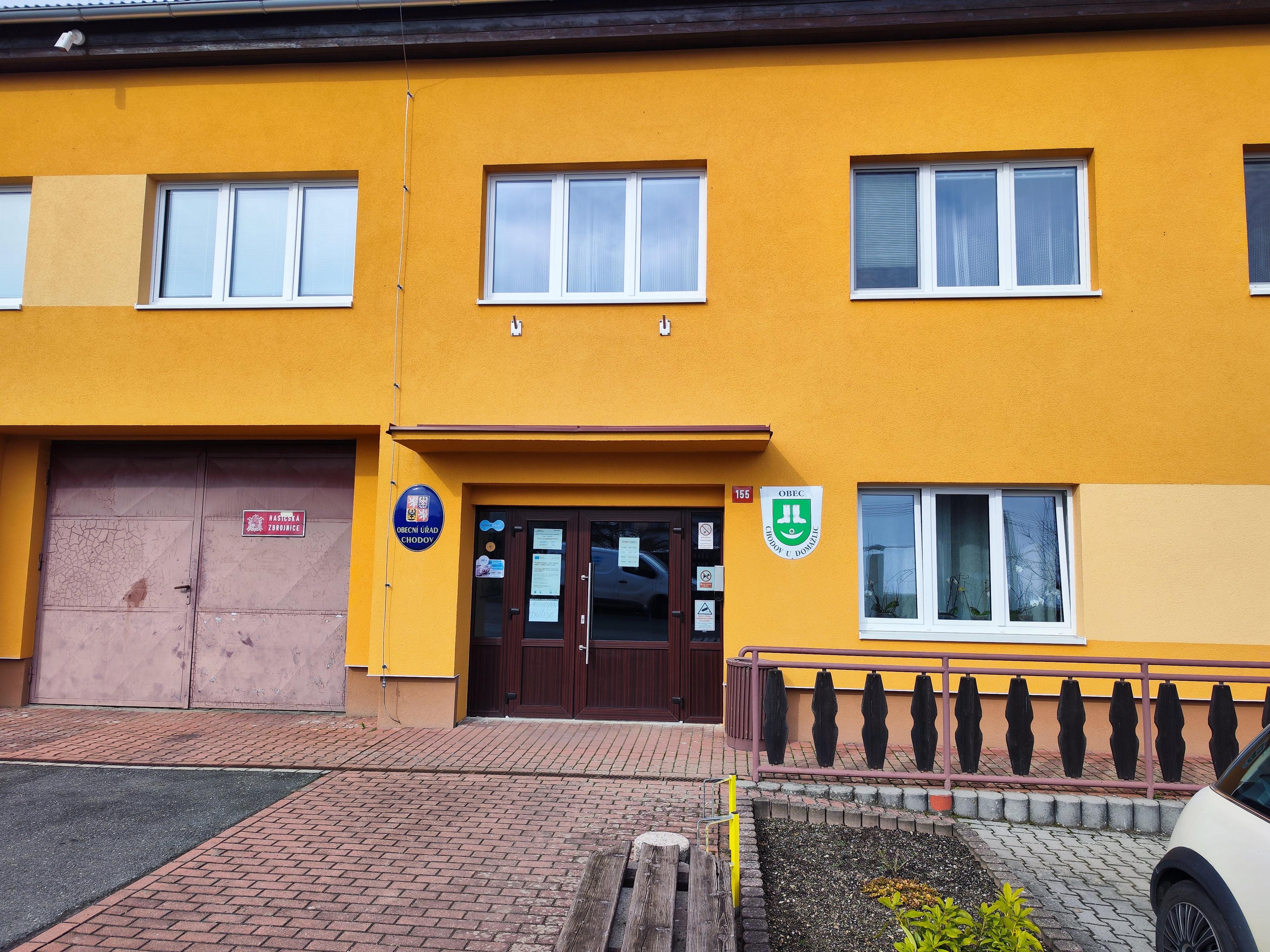 Chodov - obecní úřad foto 3