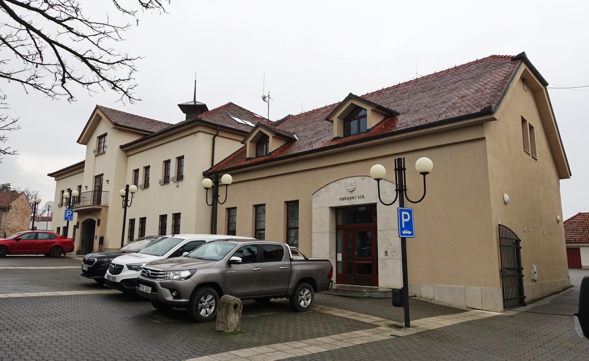 Modřice - městský úřad foto 5