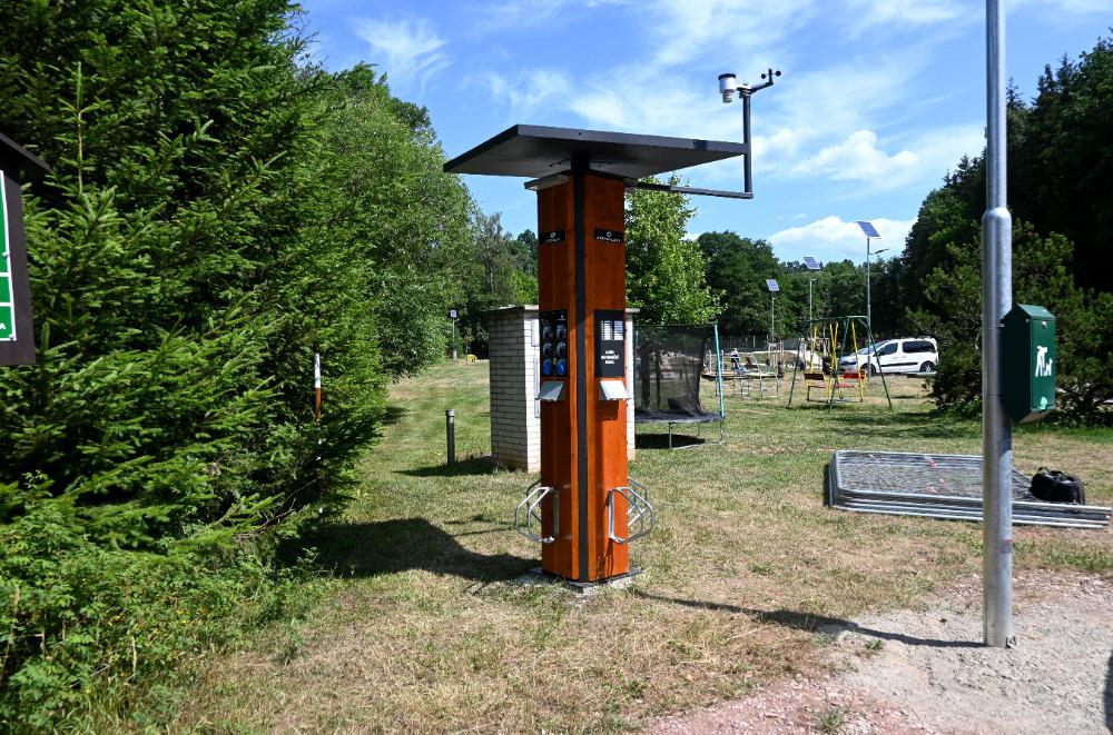 Dobíjecí zásuvka pro elektrokola Rudník