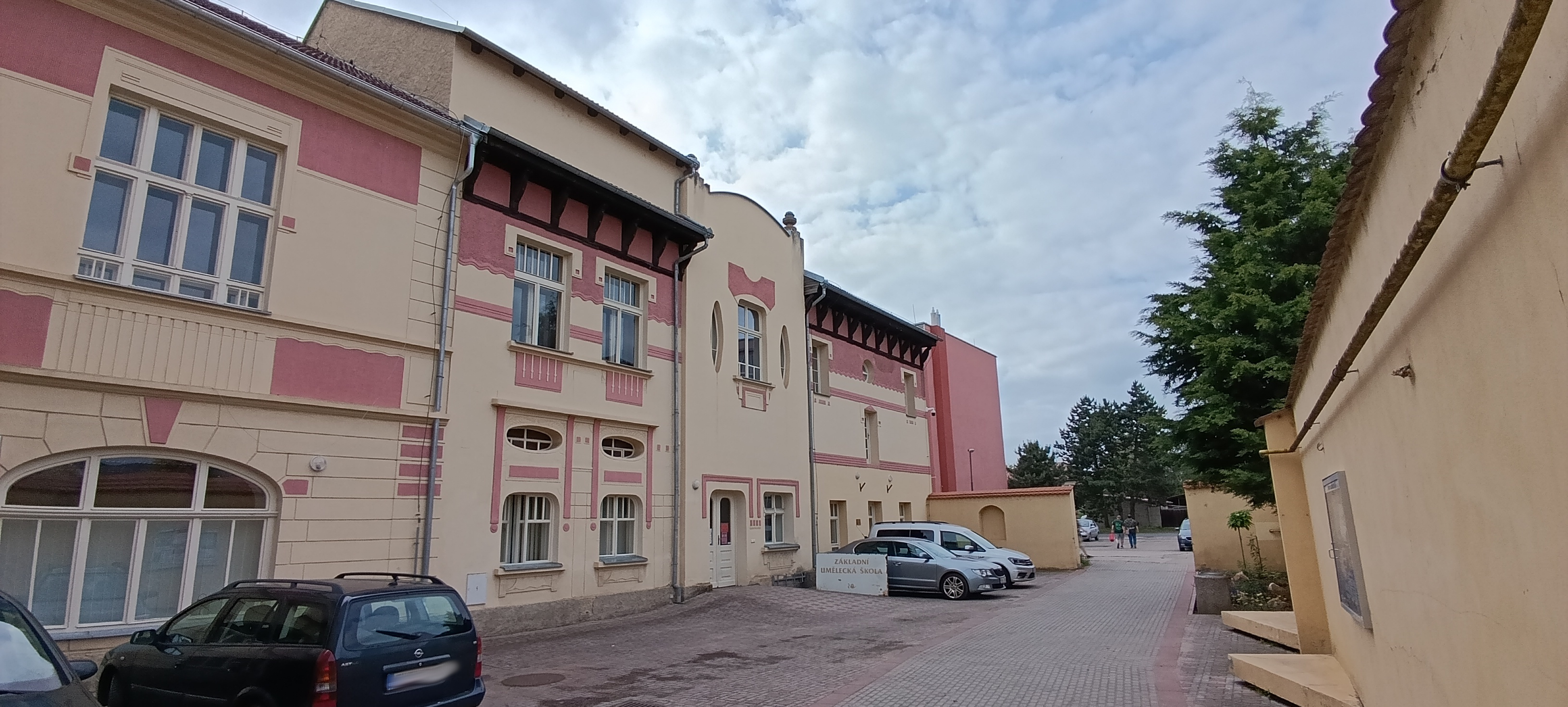 Základní škola J.E.Purkyně a Základní umělecká škola Libochovice foto 2