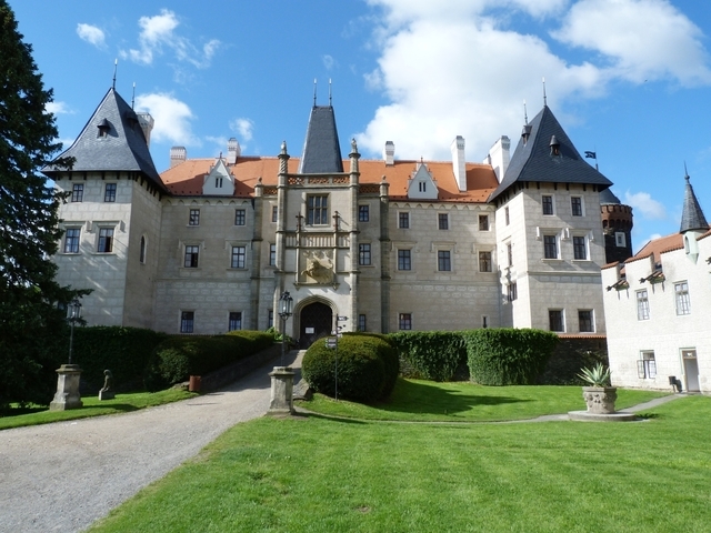 Státní zámek Žleby