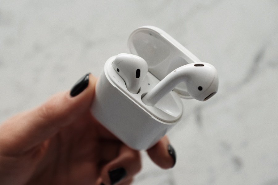 Čištění sluchátek AirPods