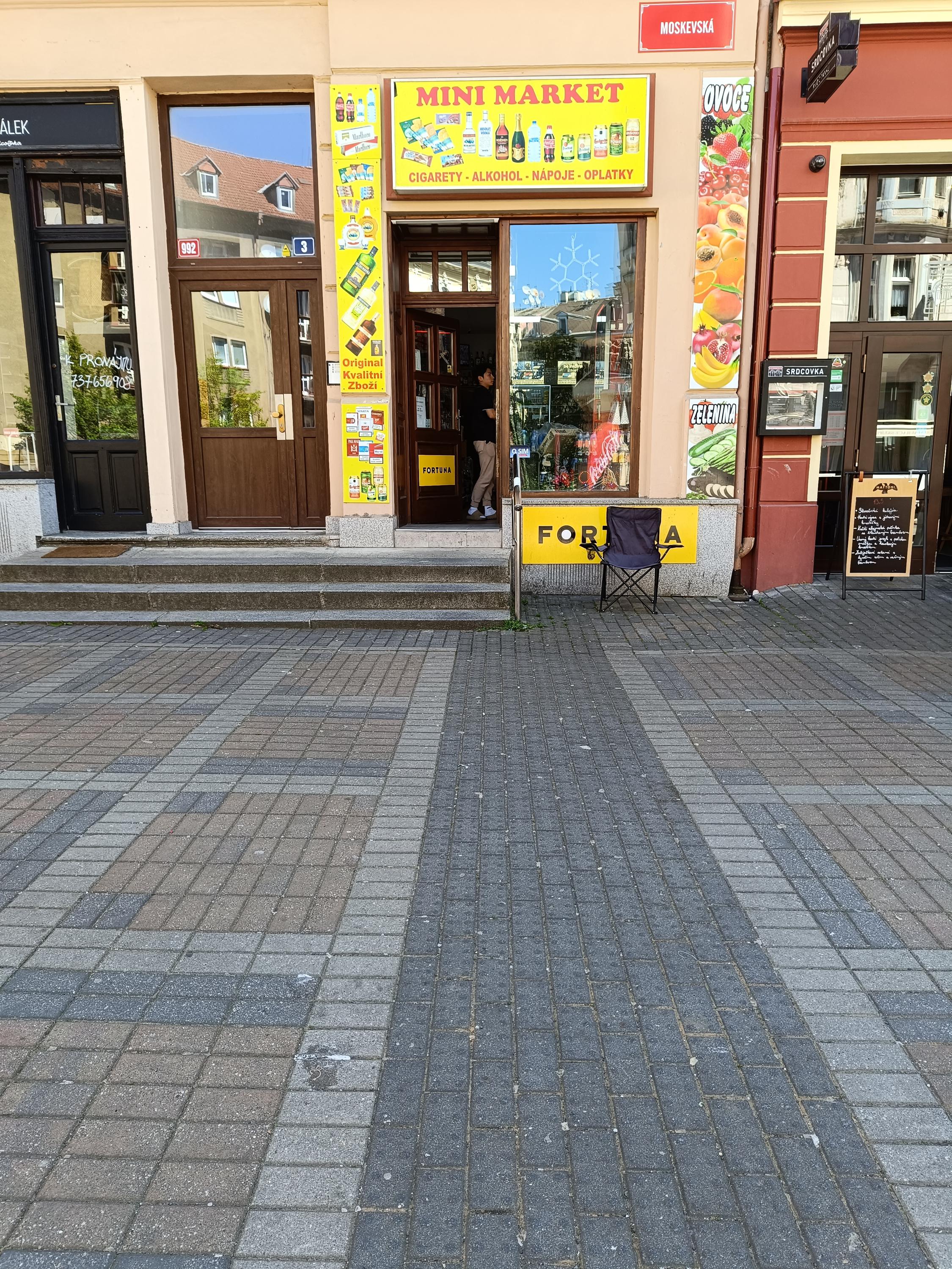 Mini Market Moskevská foto 1