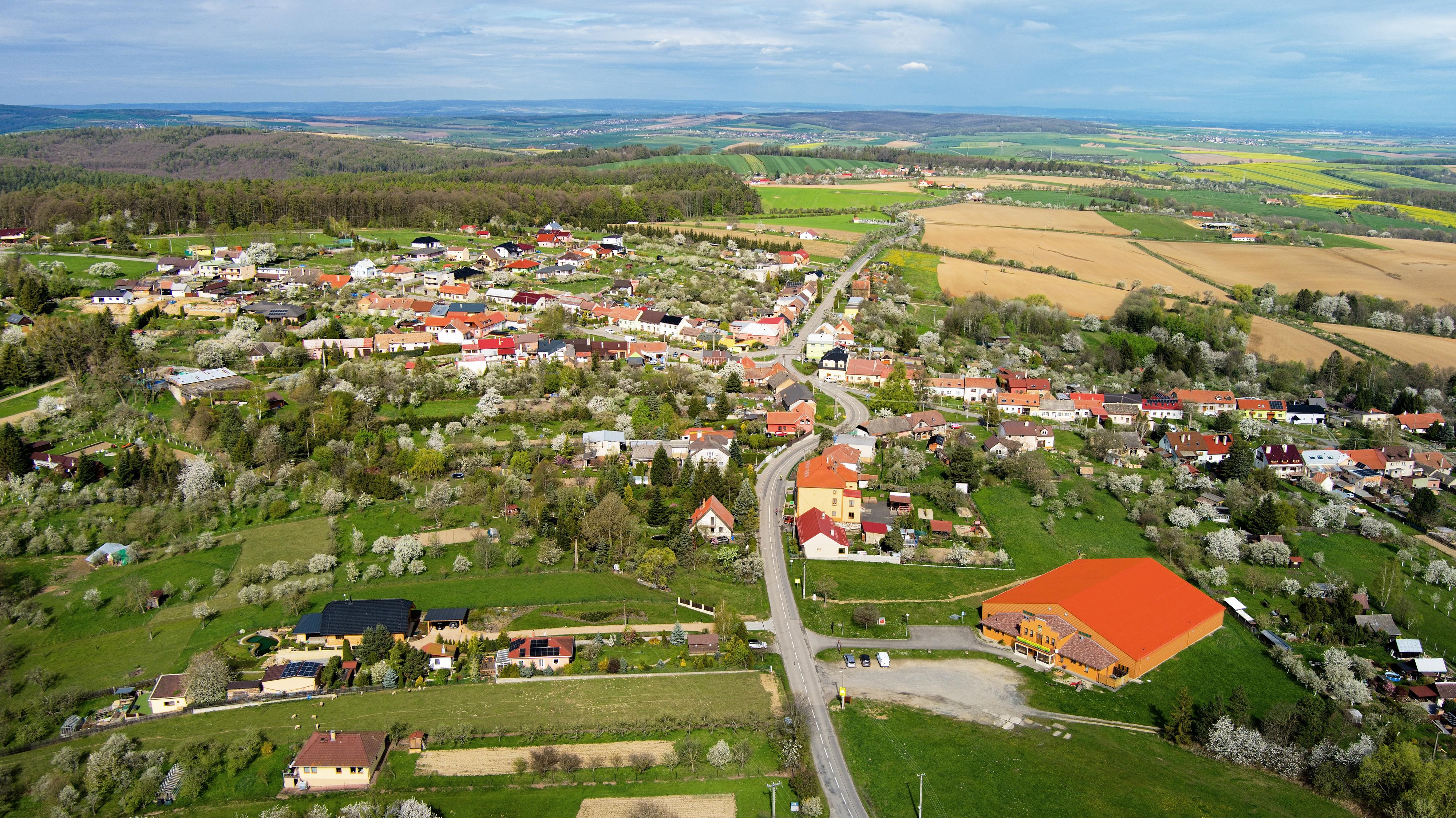 Kostelany - obecní úřad foto 3