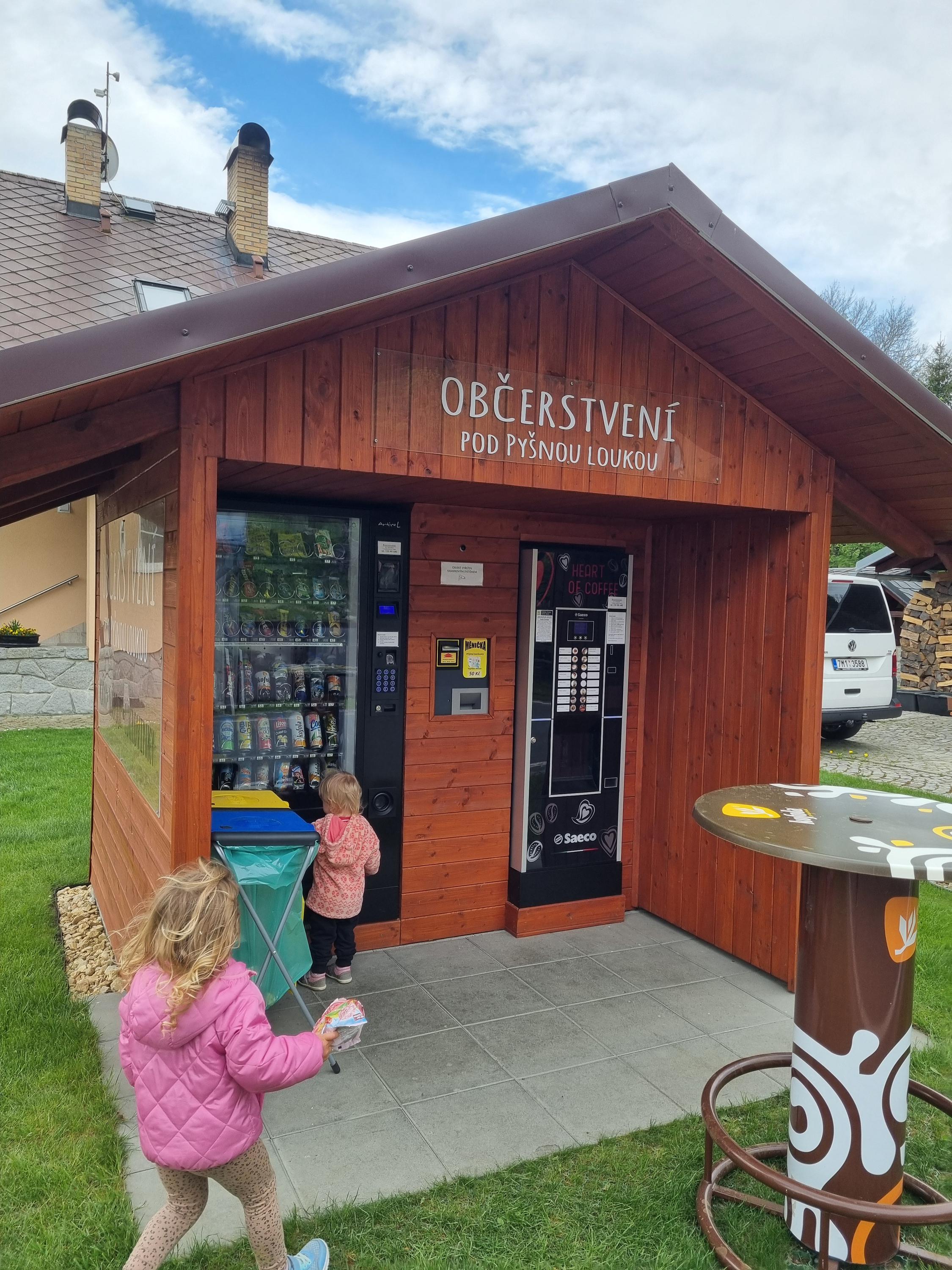 Občerstvení Pod pyšnou loukou foto 2