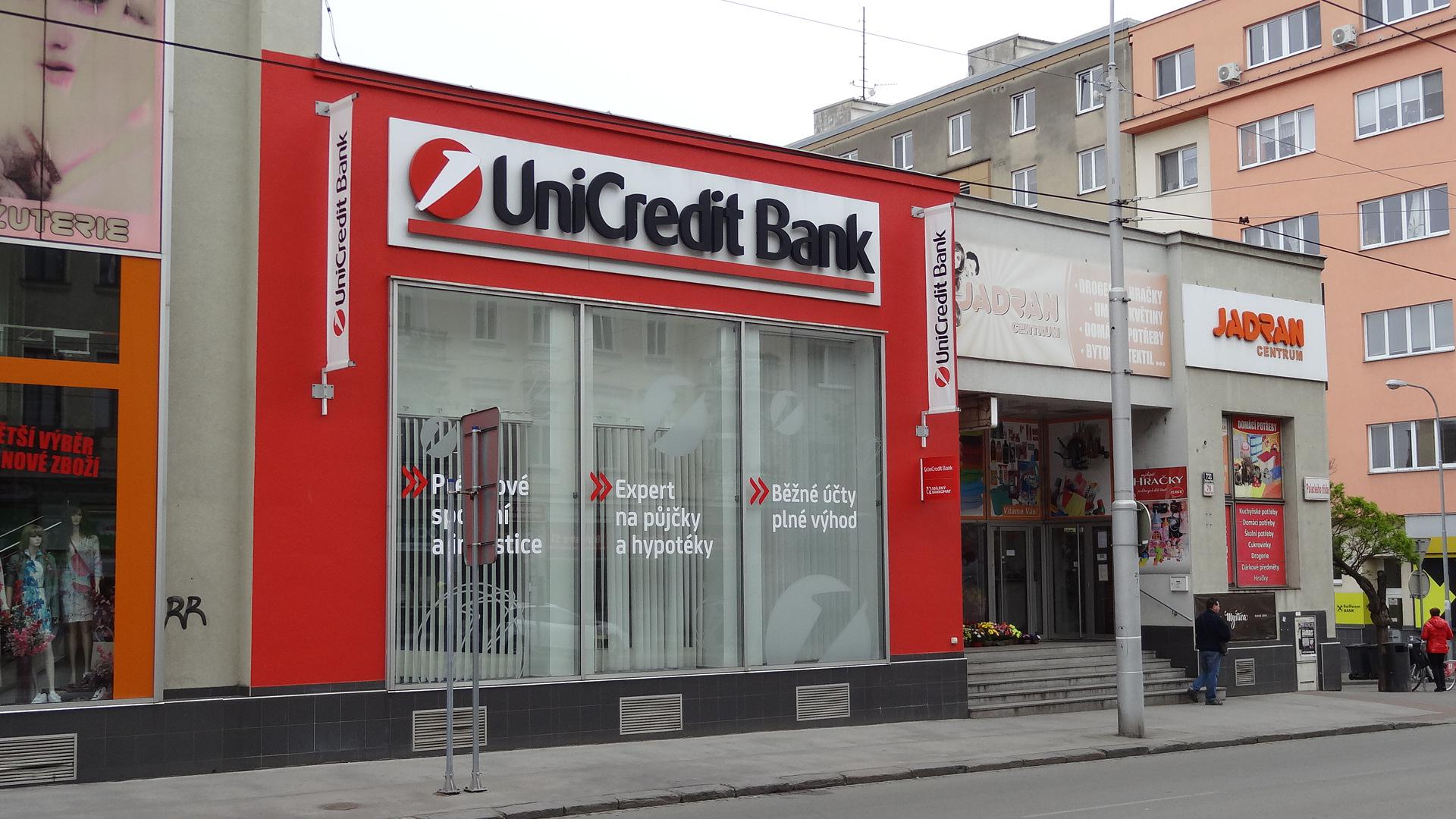Bankomat UniCredit Bank Czech Republic foto 3