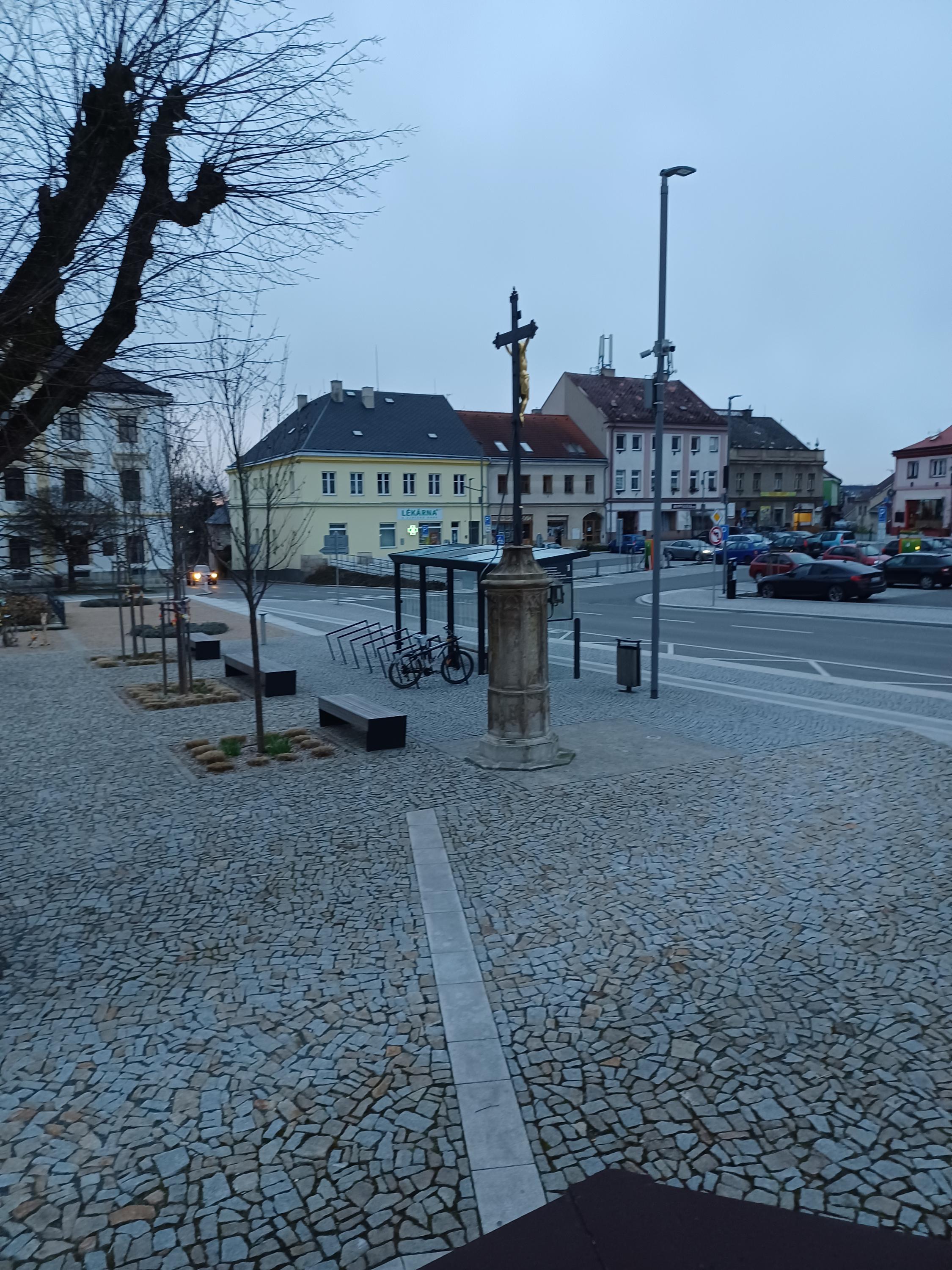 Lékárna u Zlatého hada foto 3