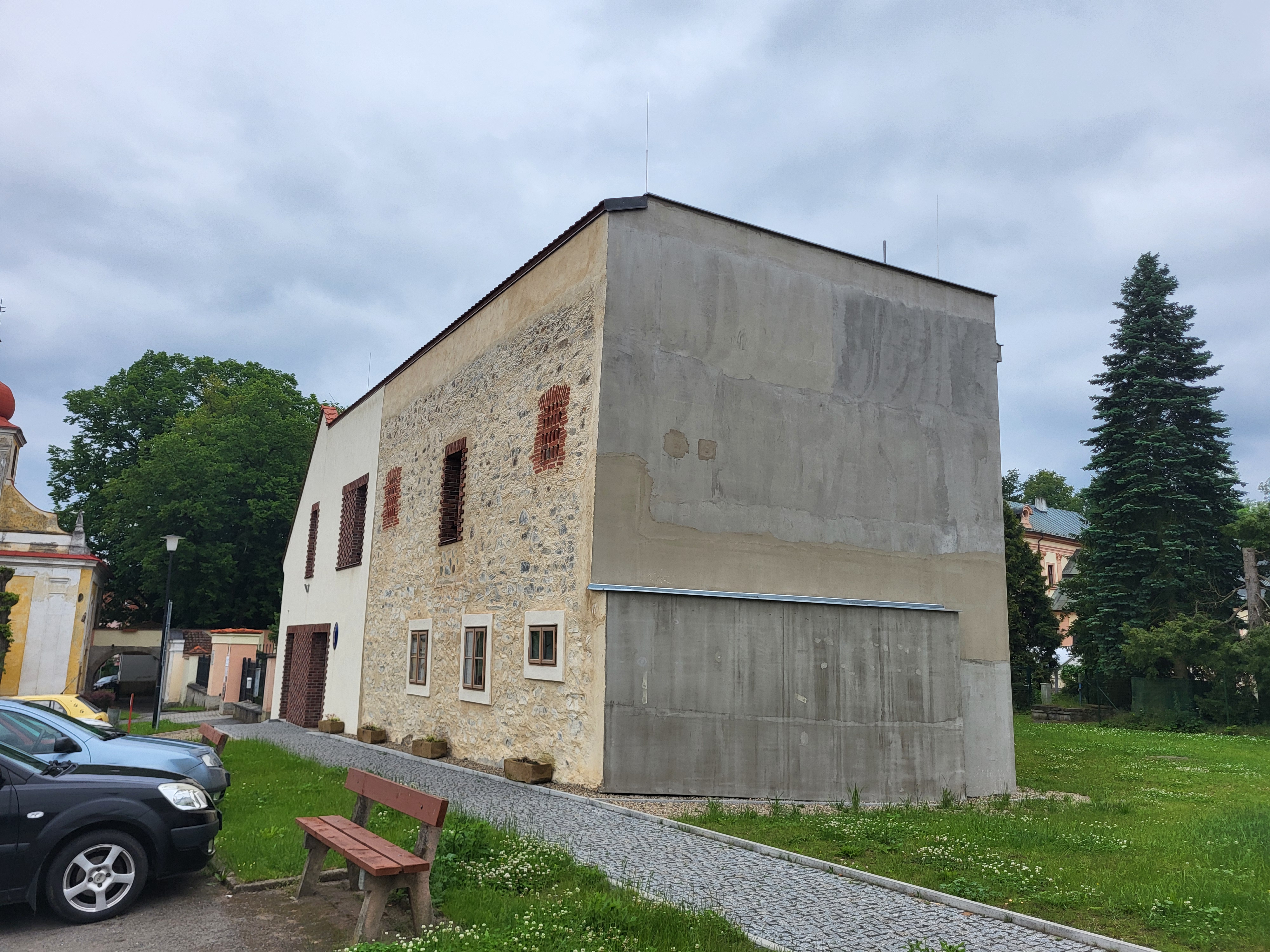 Liblín - úřad městyse foto 5