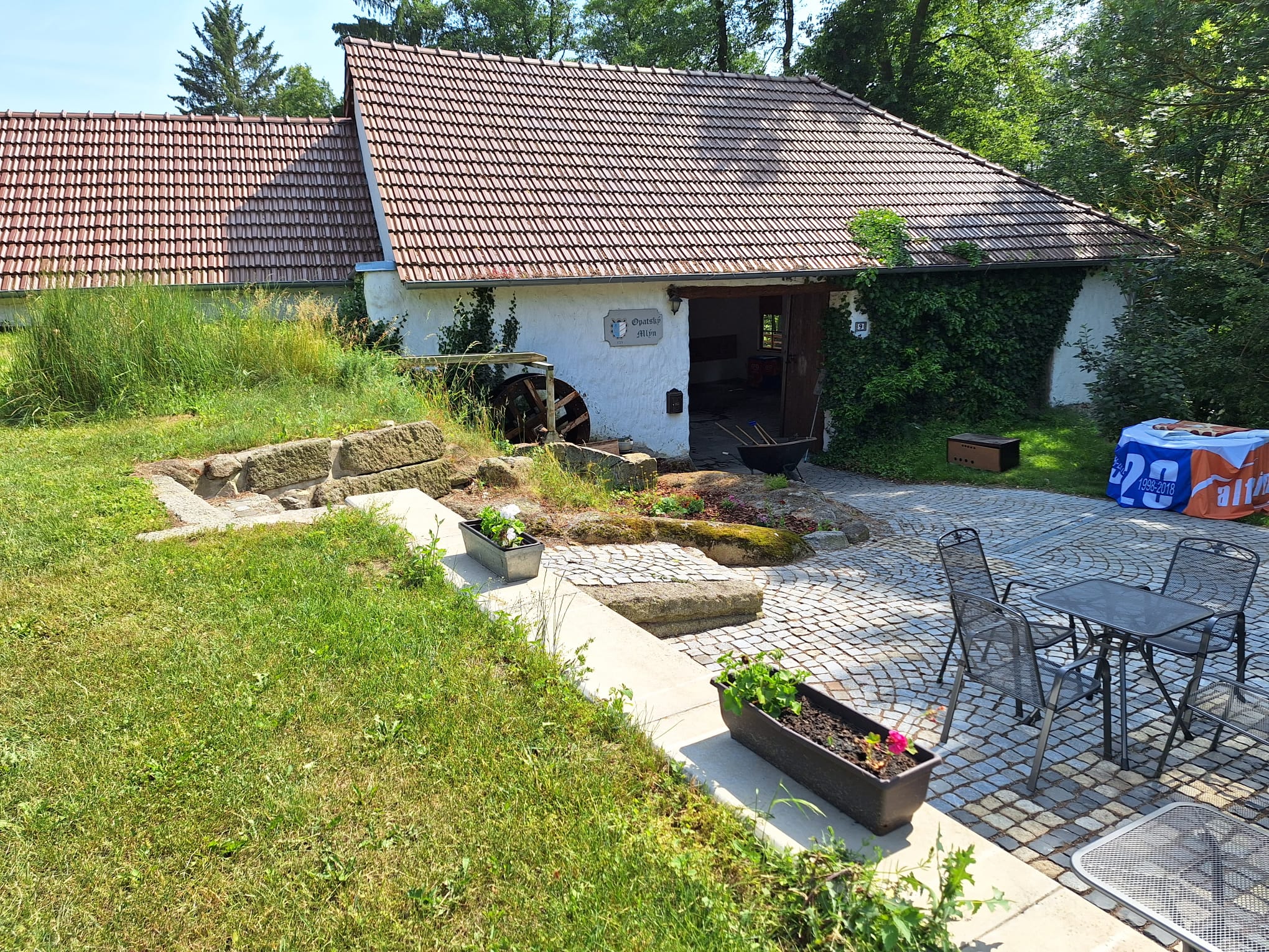 Občerstvení na mlejnku foto 4