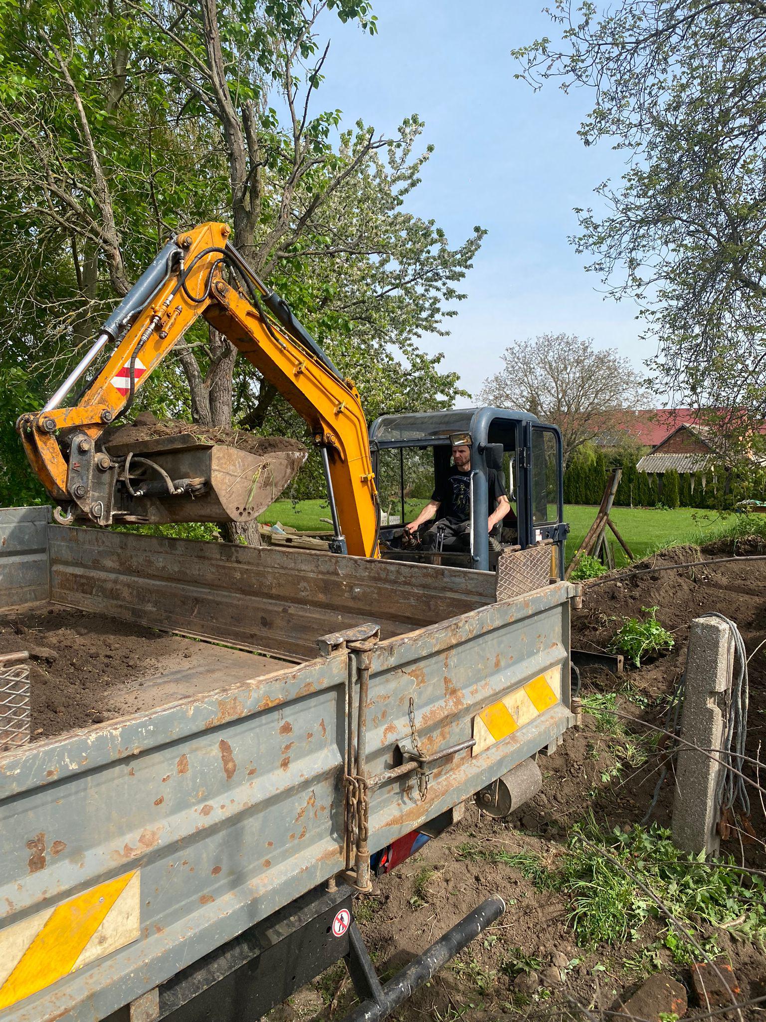 Pavel Kozma - Zemní a výkopové práce foto 6