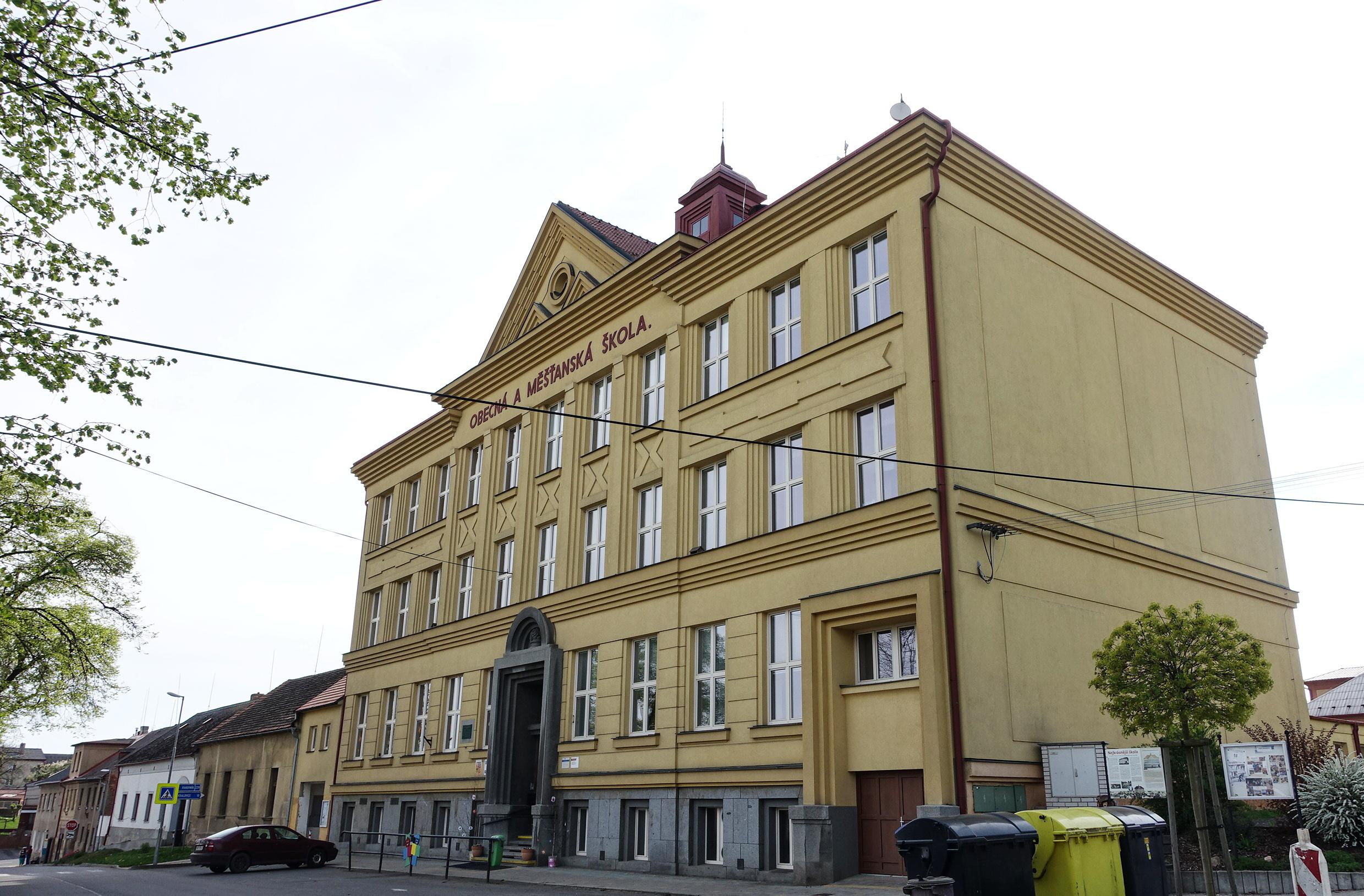 Základní škola a Mateřská škola Čistá