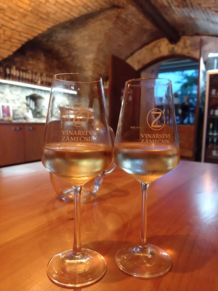 Vinný sklep Vinařství Zámečník foto 4