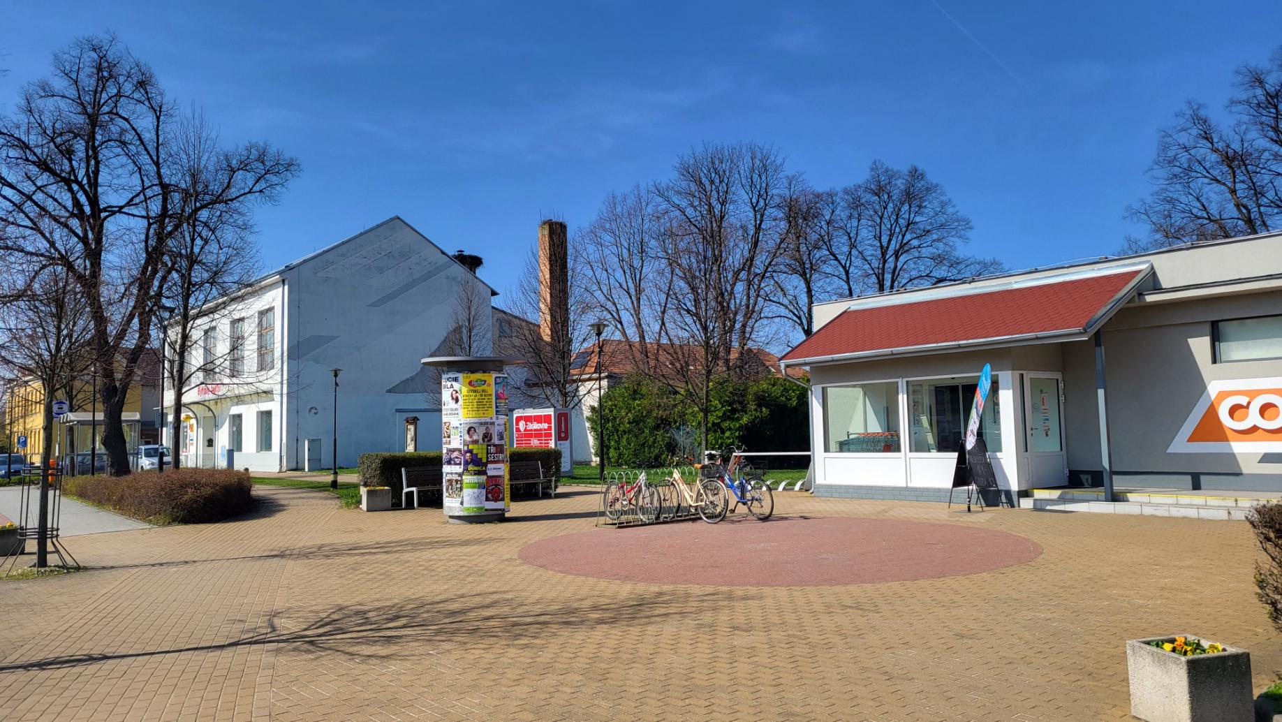 Jednota, spotřební družstvo v Hodoníně - COOP foto 4