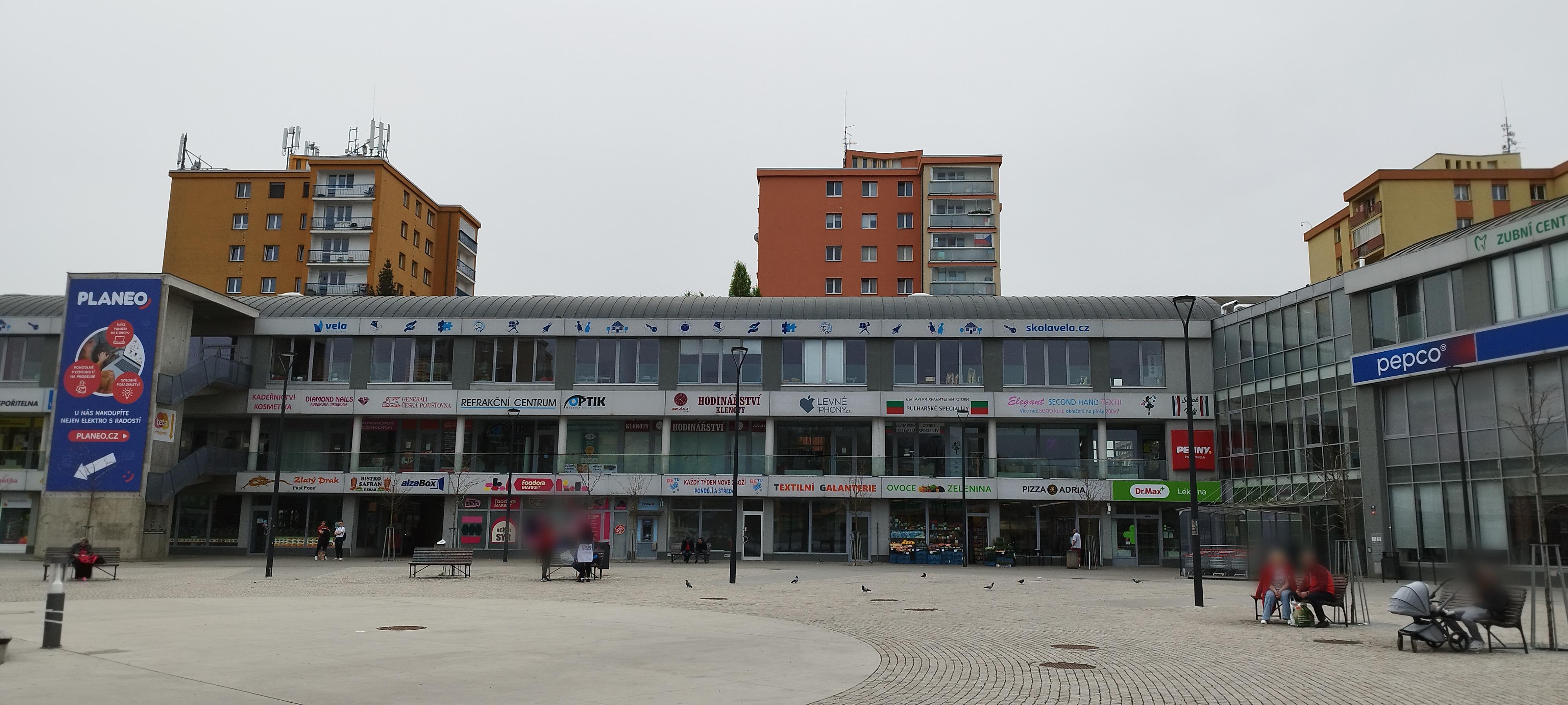 Obchodní centrum Hloubětín foto 1