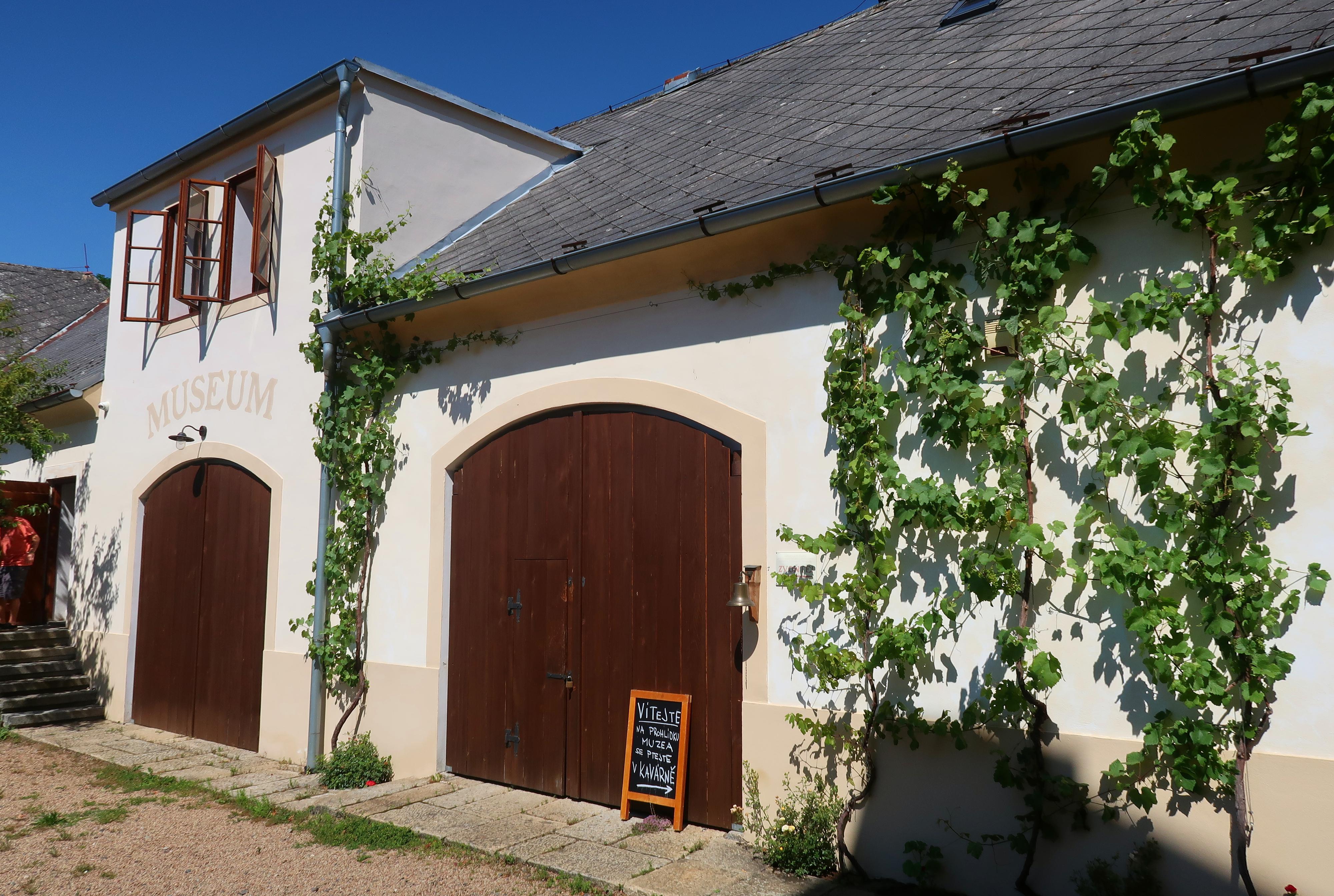 Museum veteránů - Zelenohorská pošta foto 5