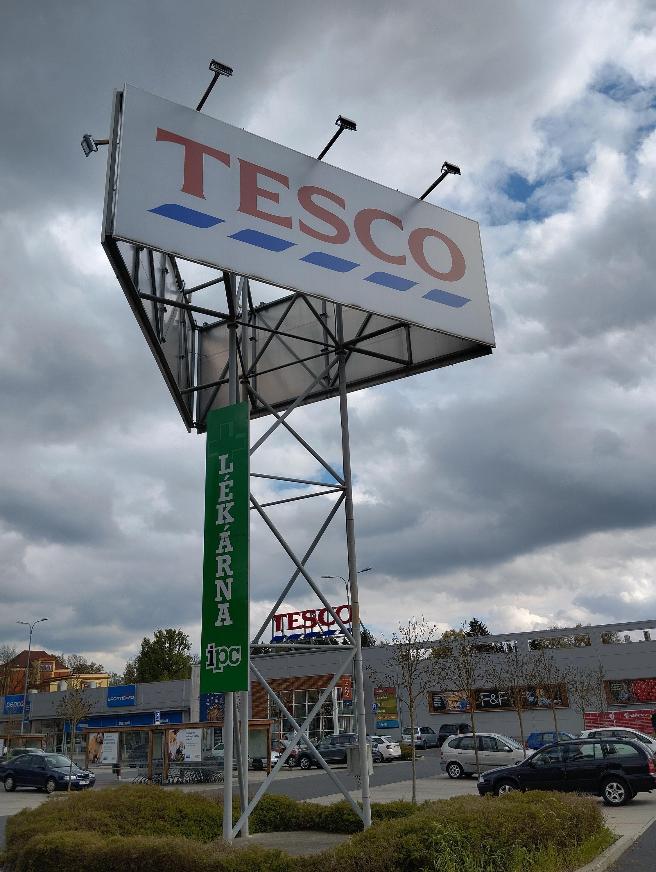 Tesco foto 2