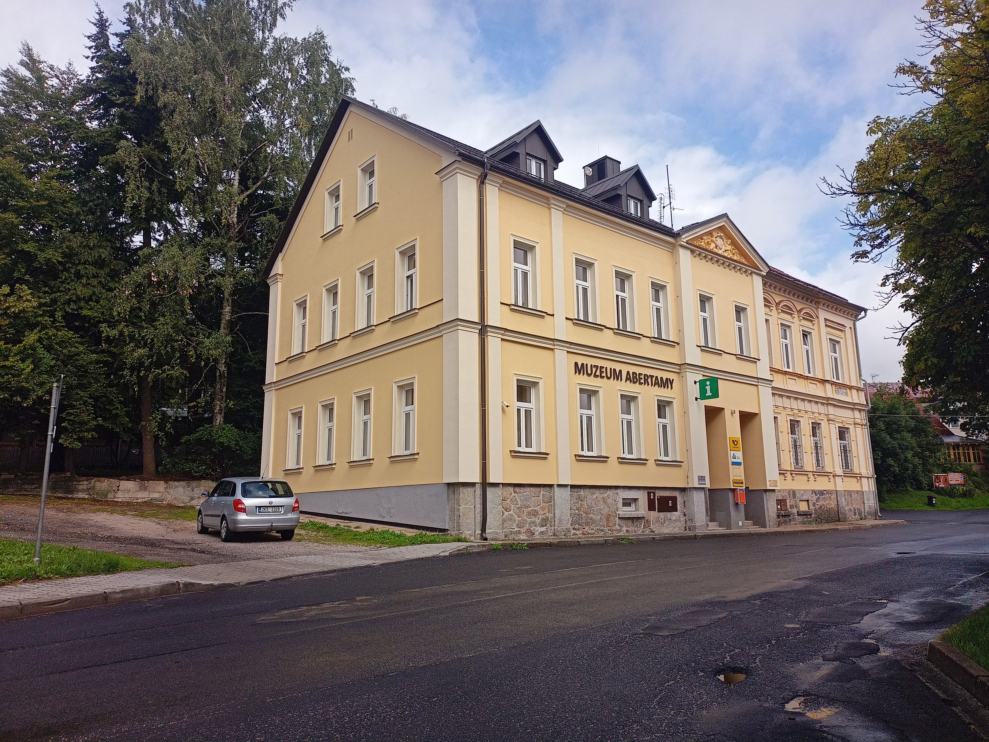 Rukavičkářská expozice