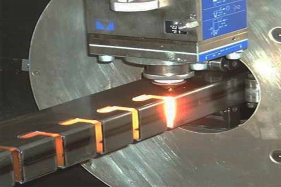 3D laserové pálení kovových materiálů