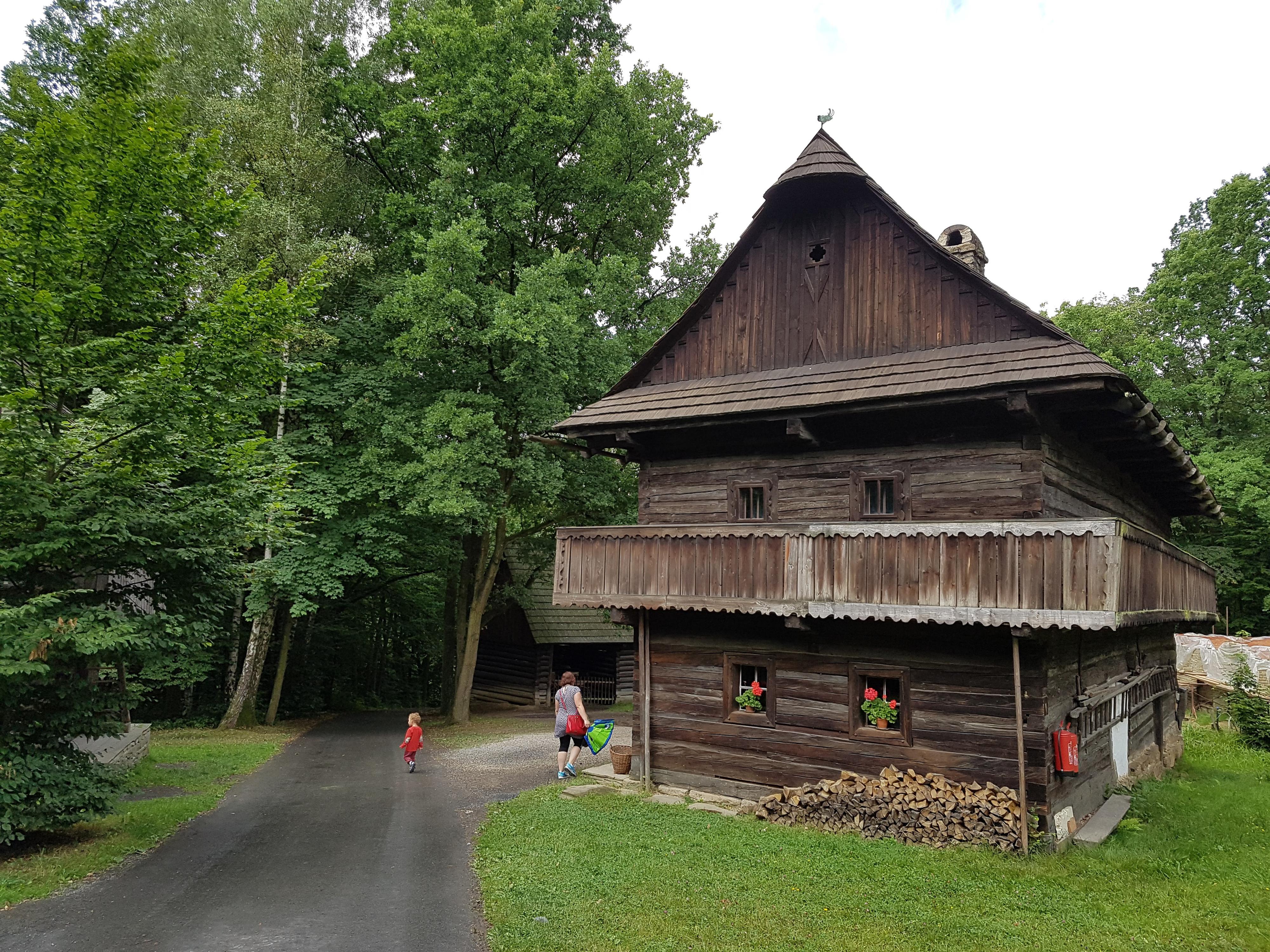 Valašské muzeum v přírodě - Valašská dědina foto 3
