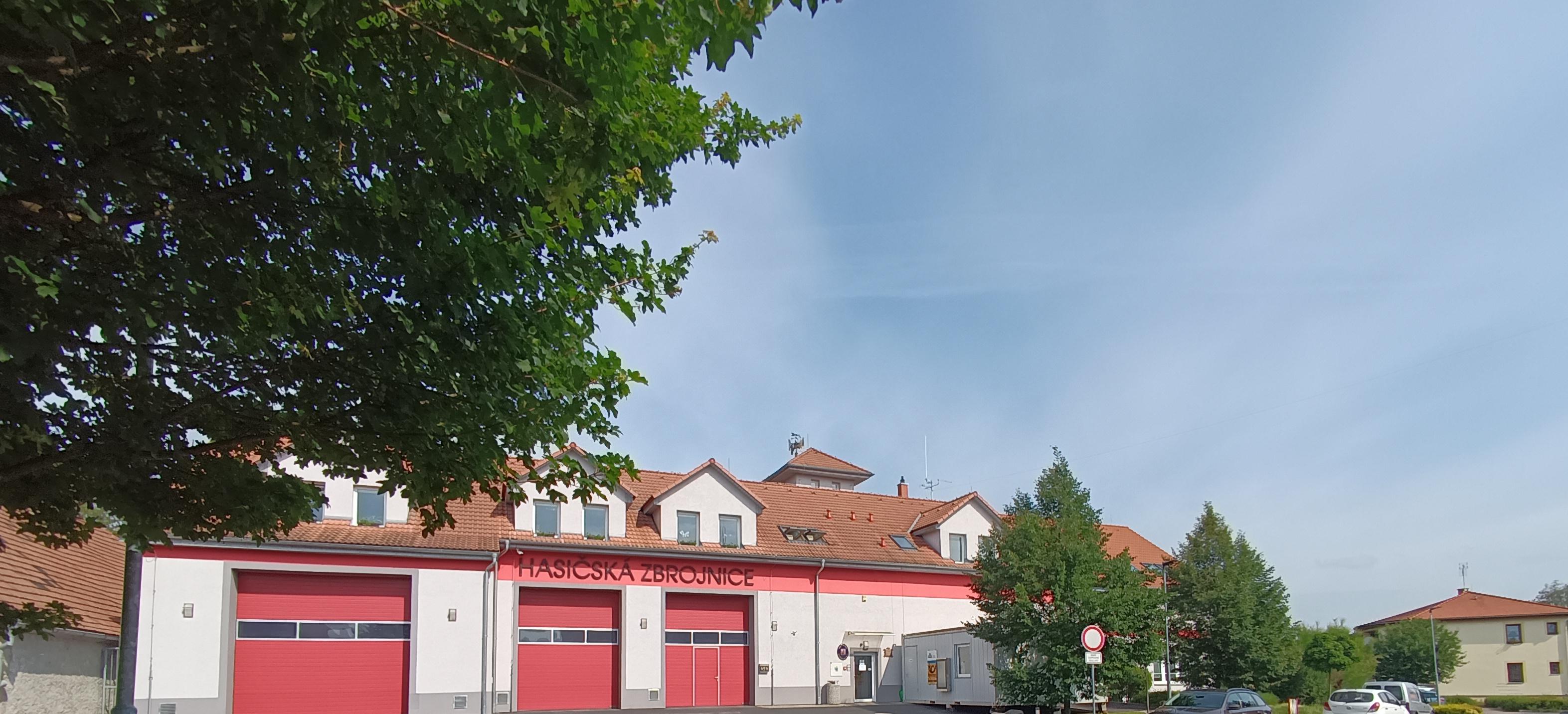 Brozany nad Ohří - úřad městyse foto 3