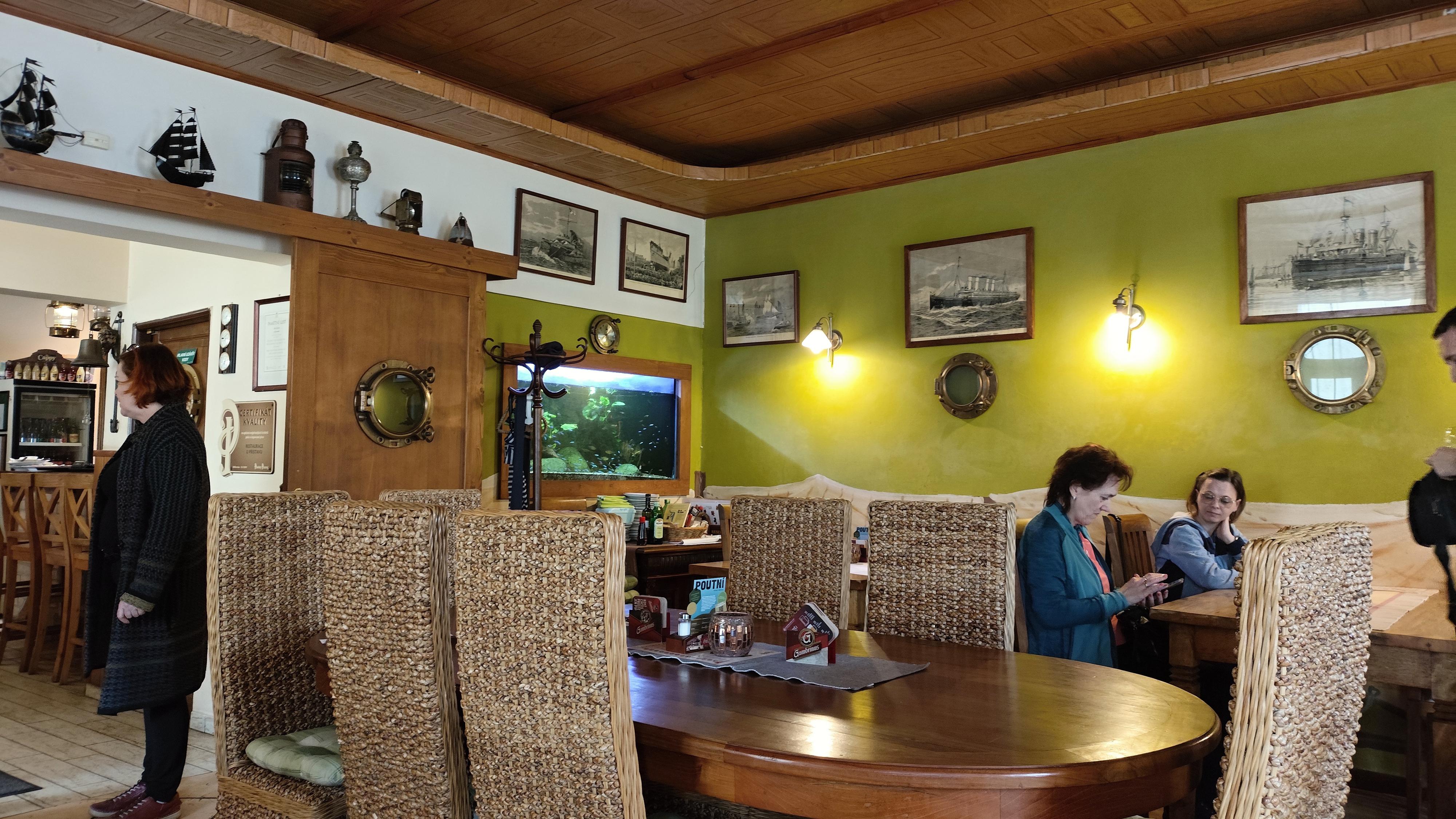 Restaurace U Přístavu foto 5