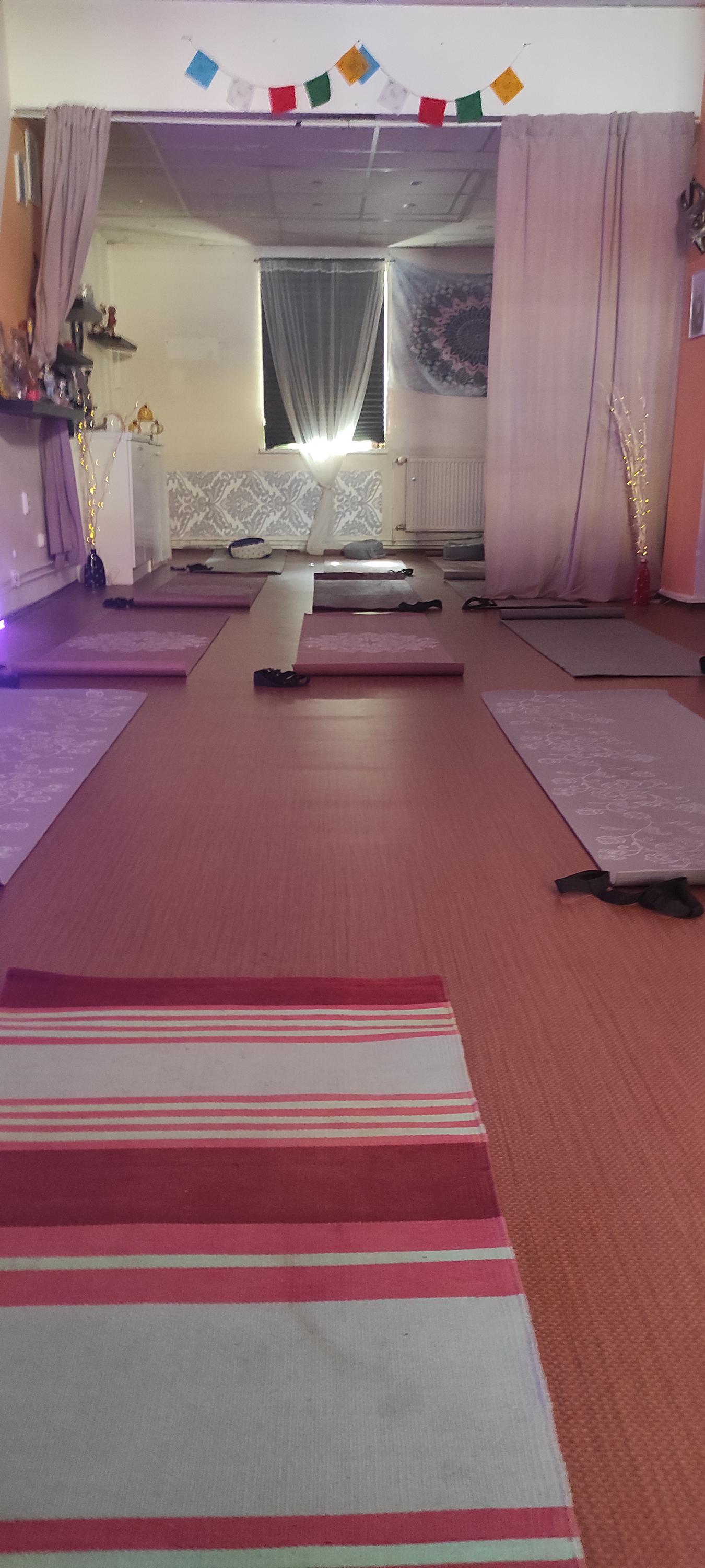Spiritual  trip studio-joga a masáže- Kateřina Tripalová foto 3