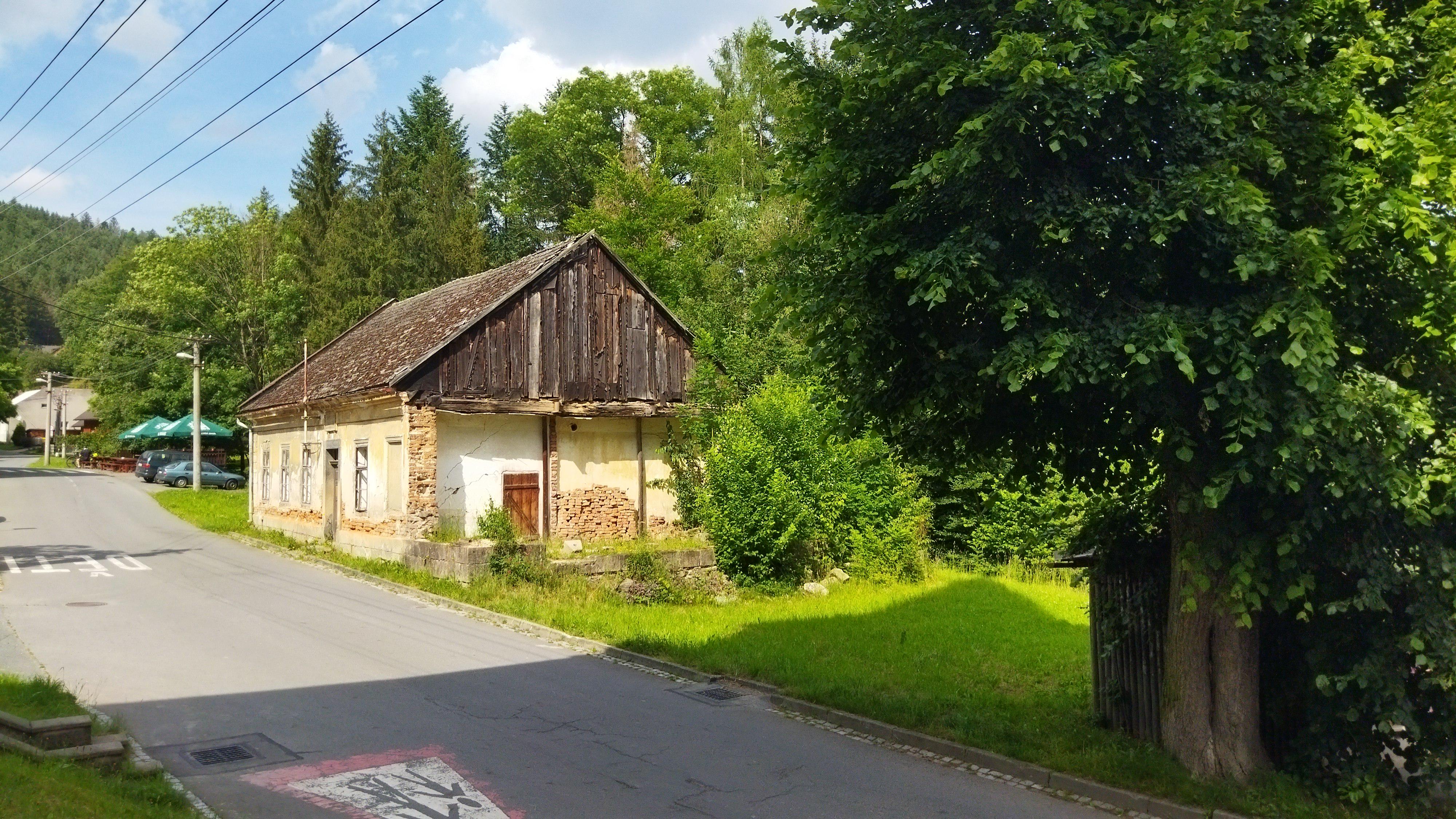 Jubilejní ZŠ T. G. Masaryka a MŠ Rusava foto 3
