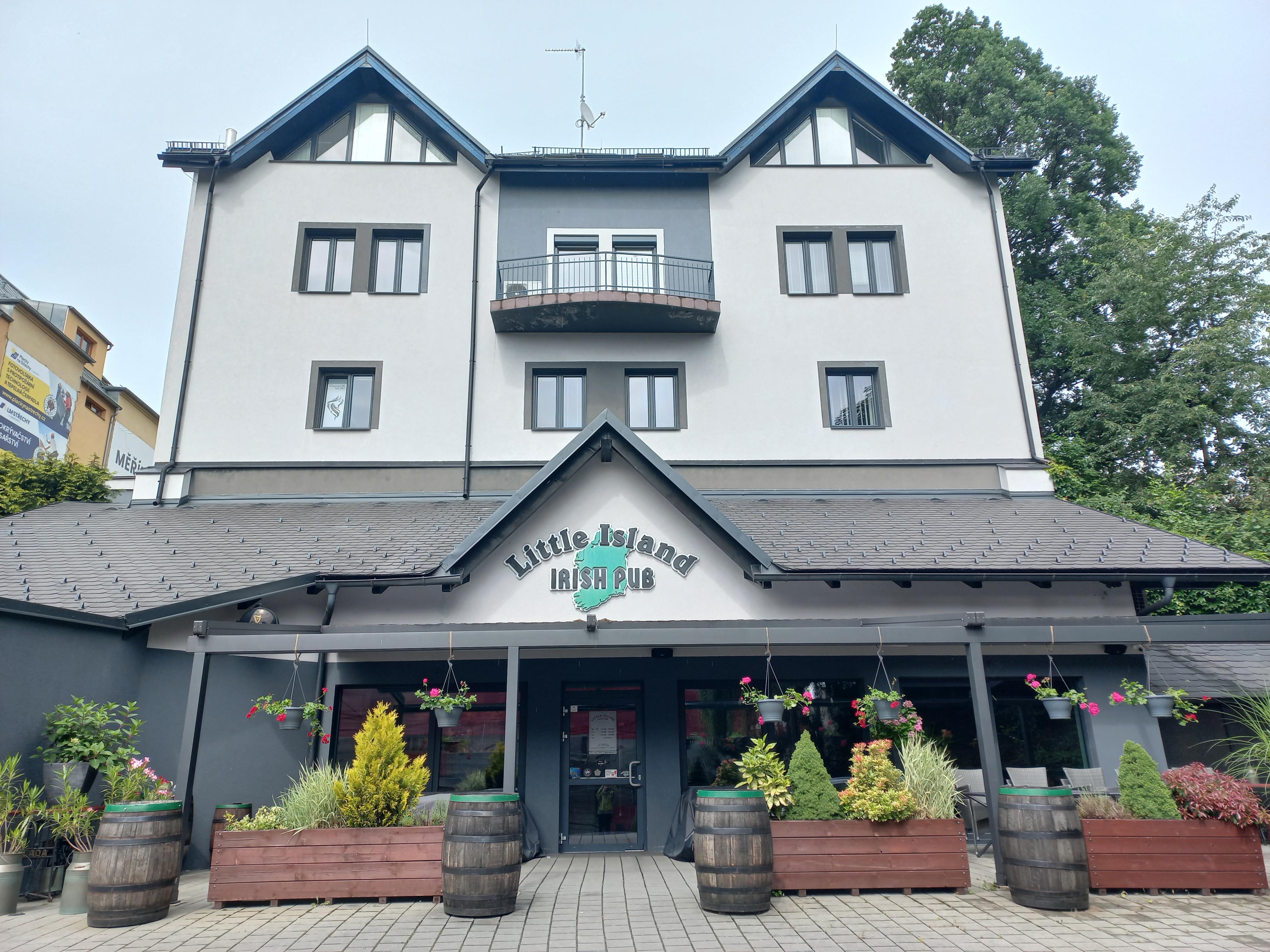 Little Island irish pub - Jiří Stískal foto 6