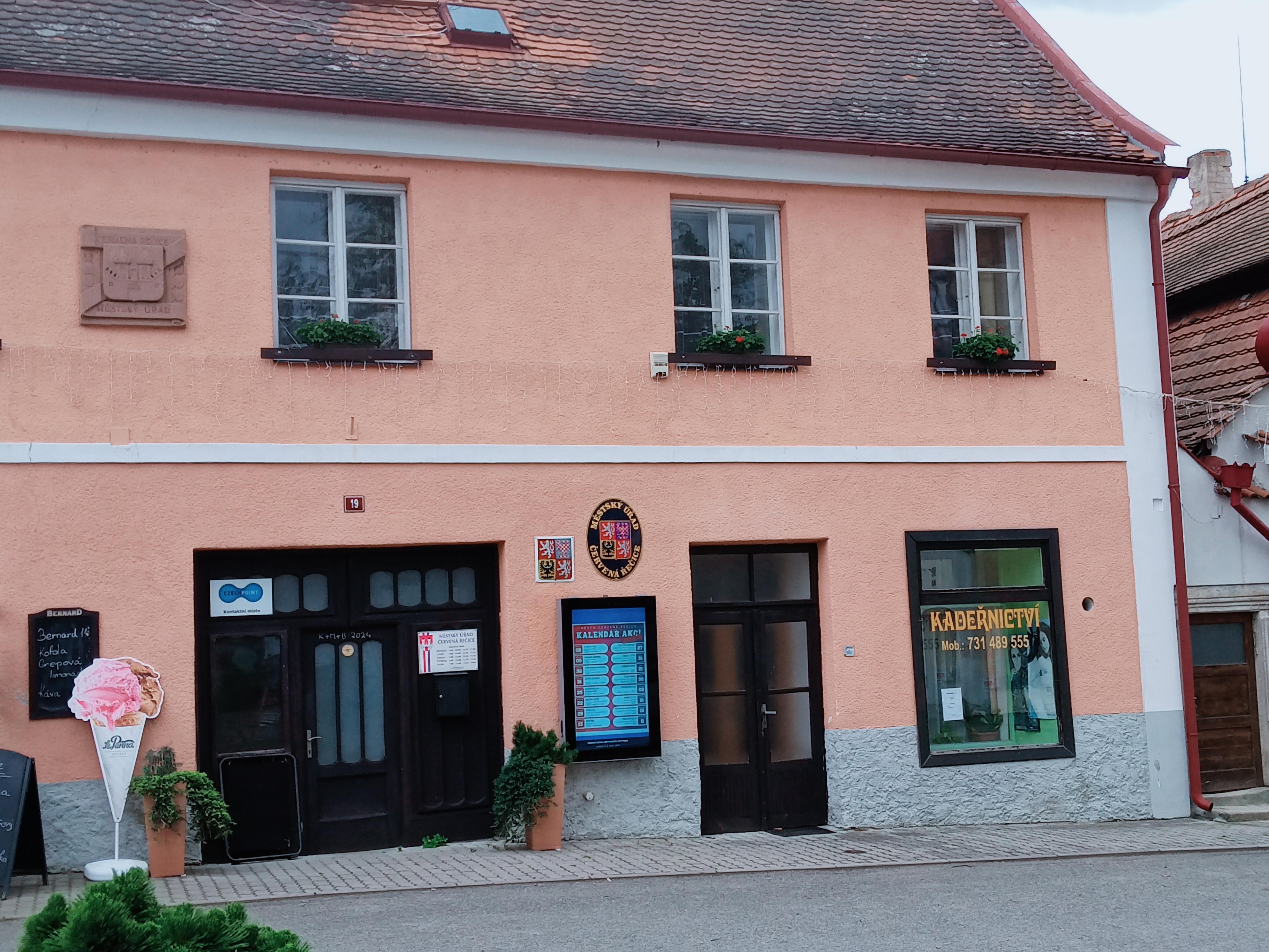 Červená Řečice - městský úřad foto 2