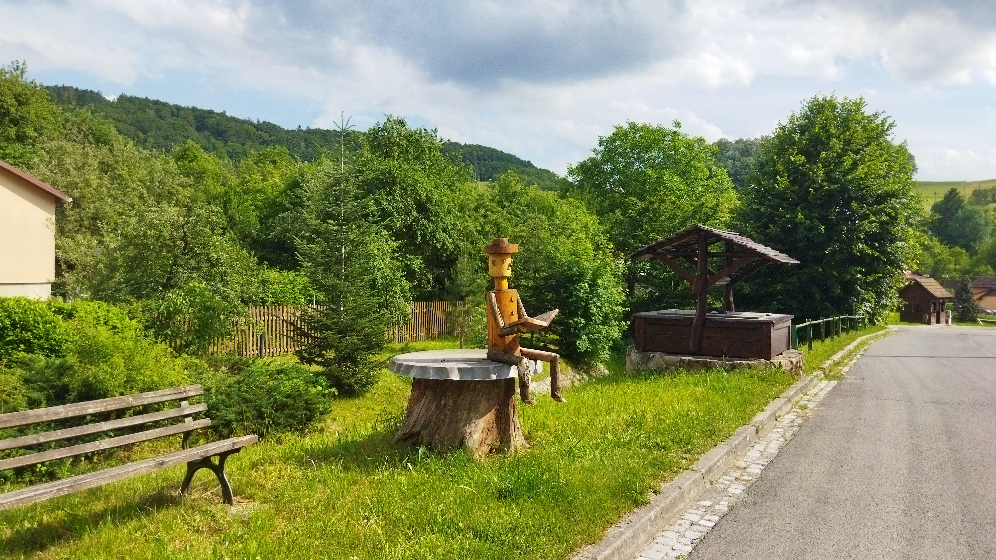 Jubilejní ZŠ T. G. Masaryka a MŠ Rusava foto 2