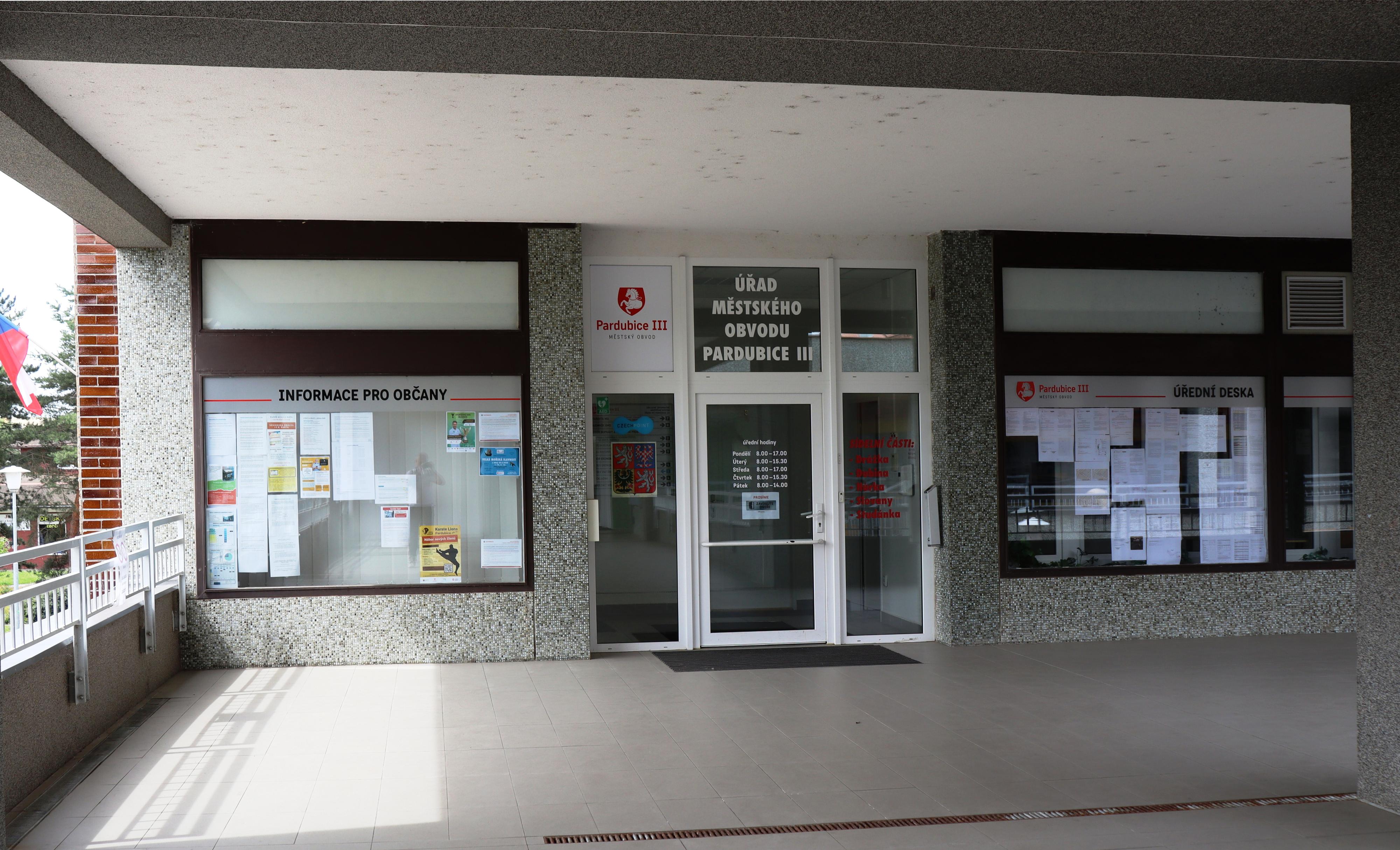 Úřad městského obvodu Pardubice III foto 5