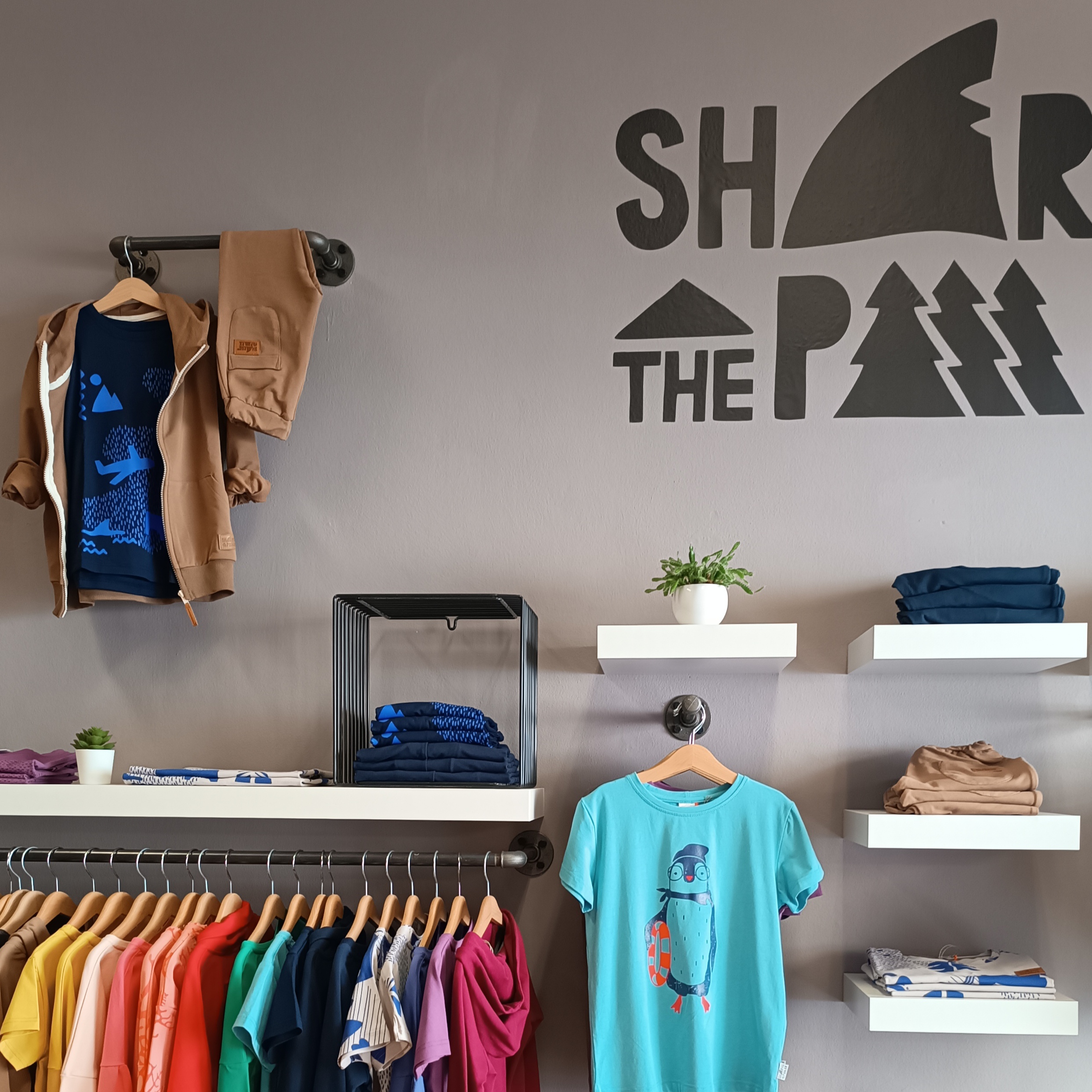 SHARK IN THE PARK foto 2