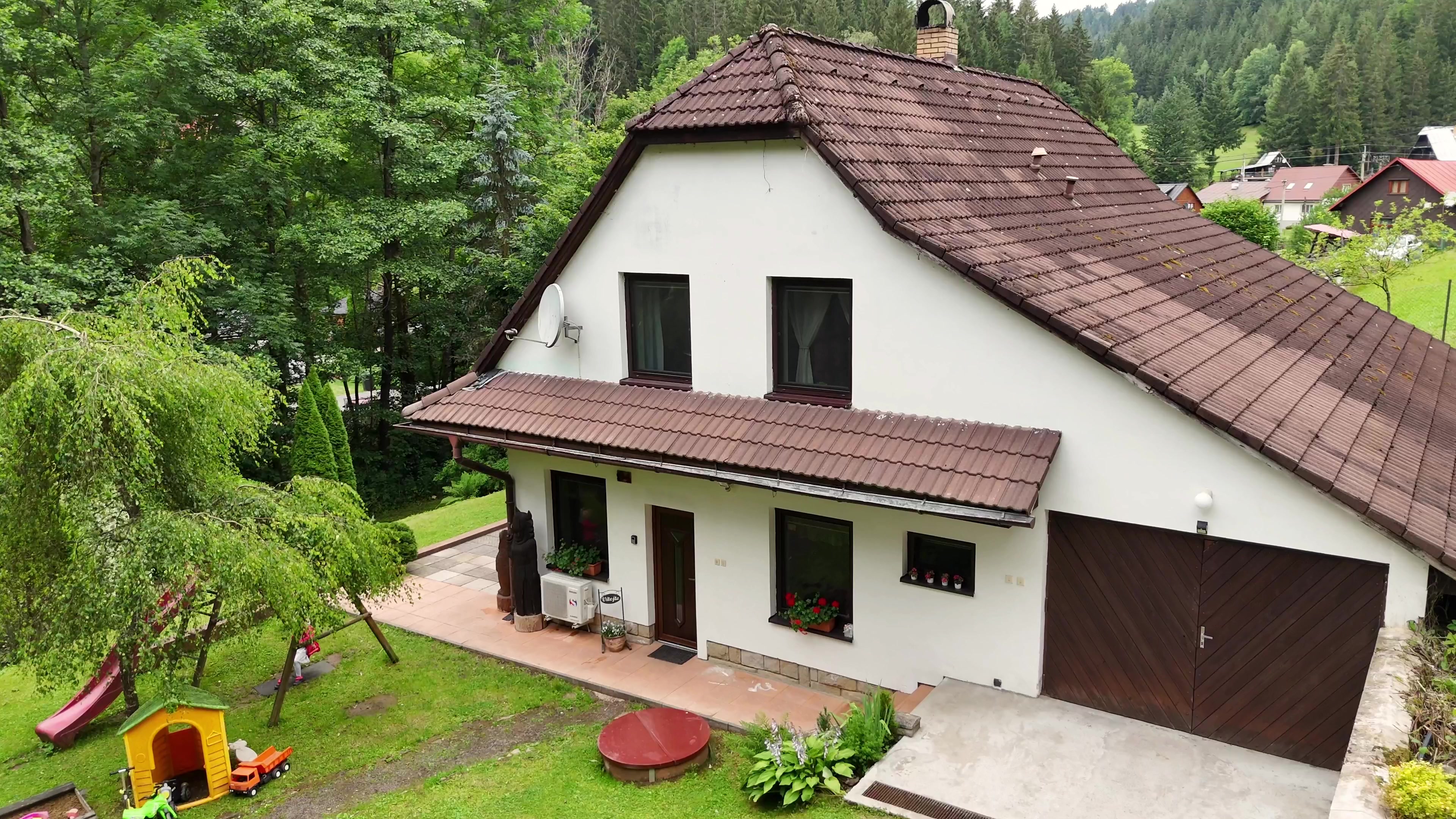 Chaloupka U Lesa foto 2 (náhled videa)