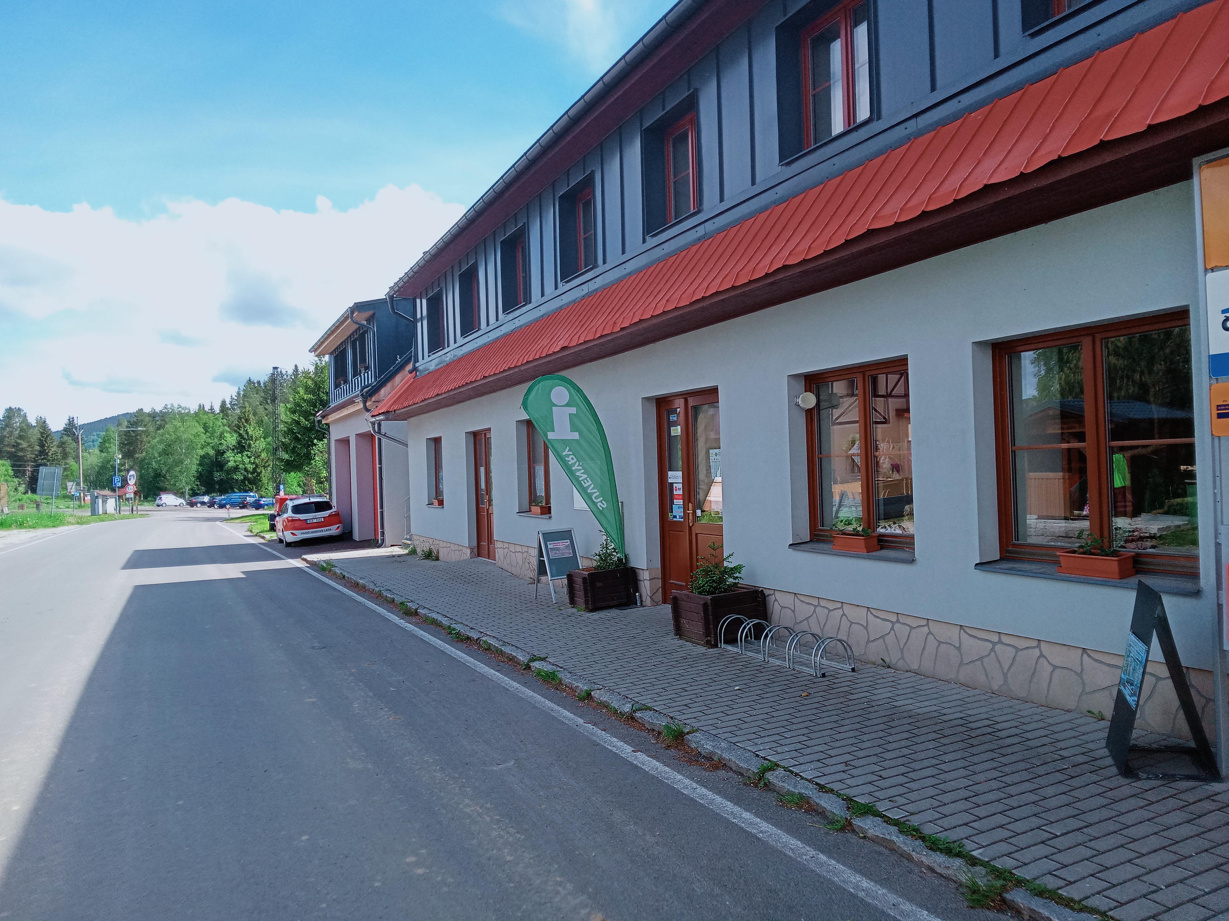 Informační centrum a Pošta partner Borová Lada