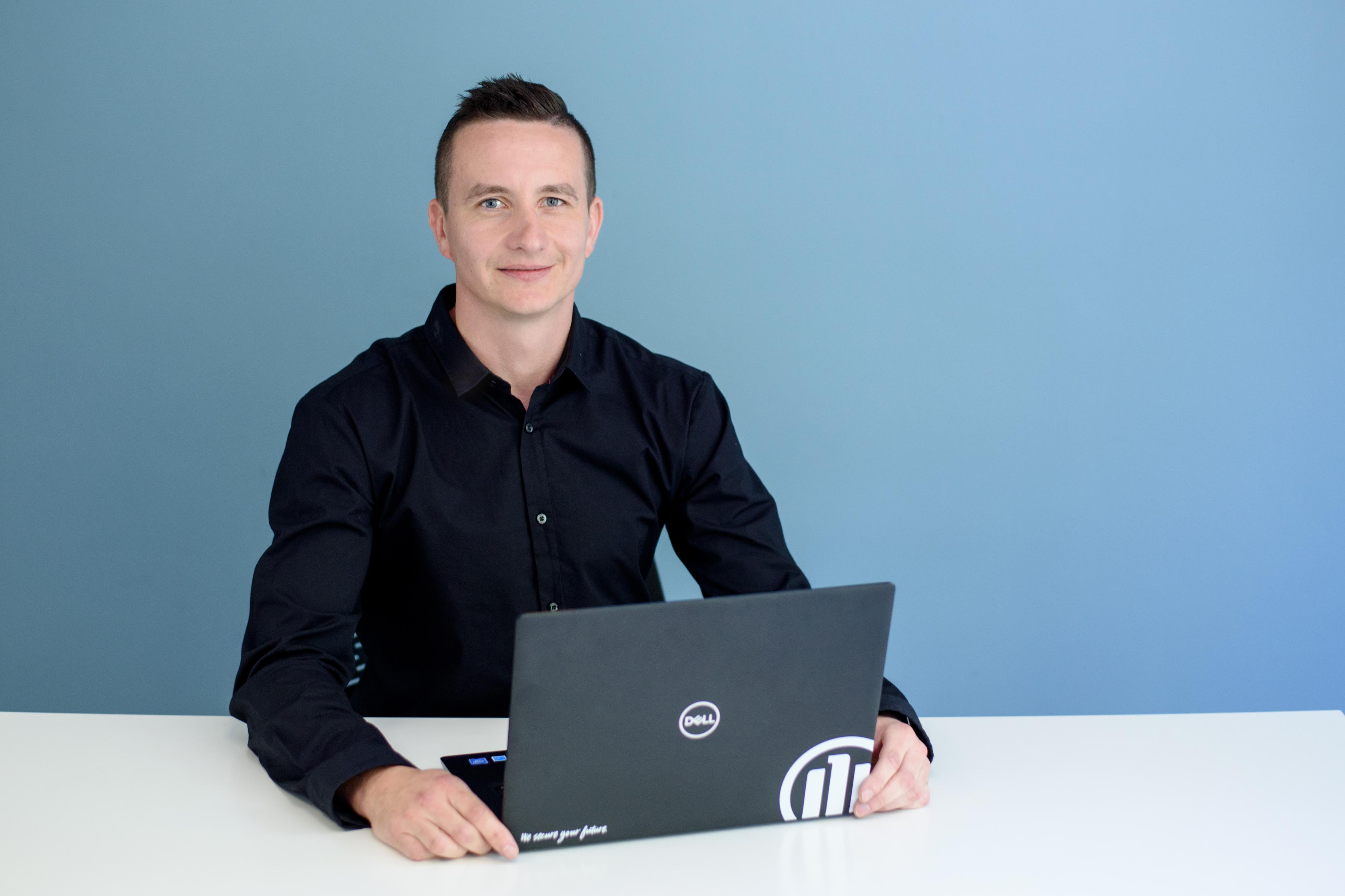 Allianz pojišťova - Tomáš Novák