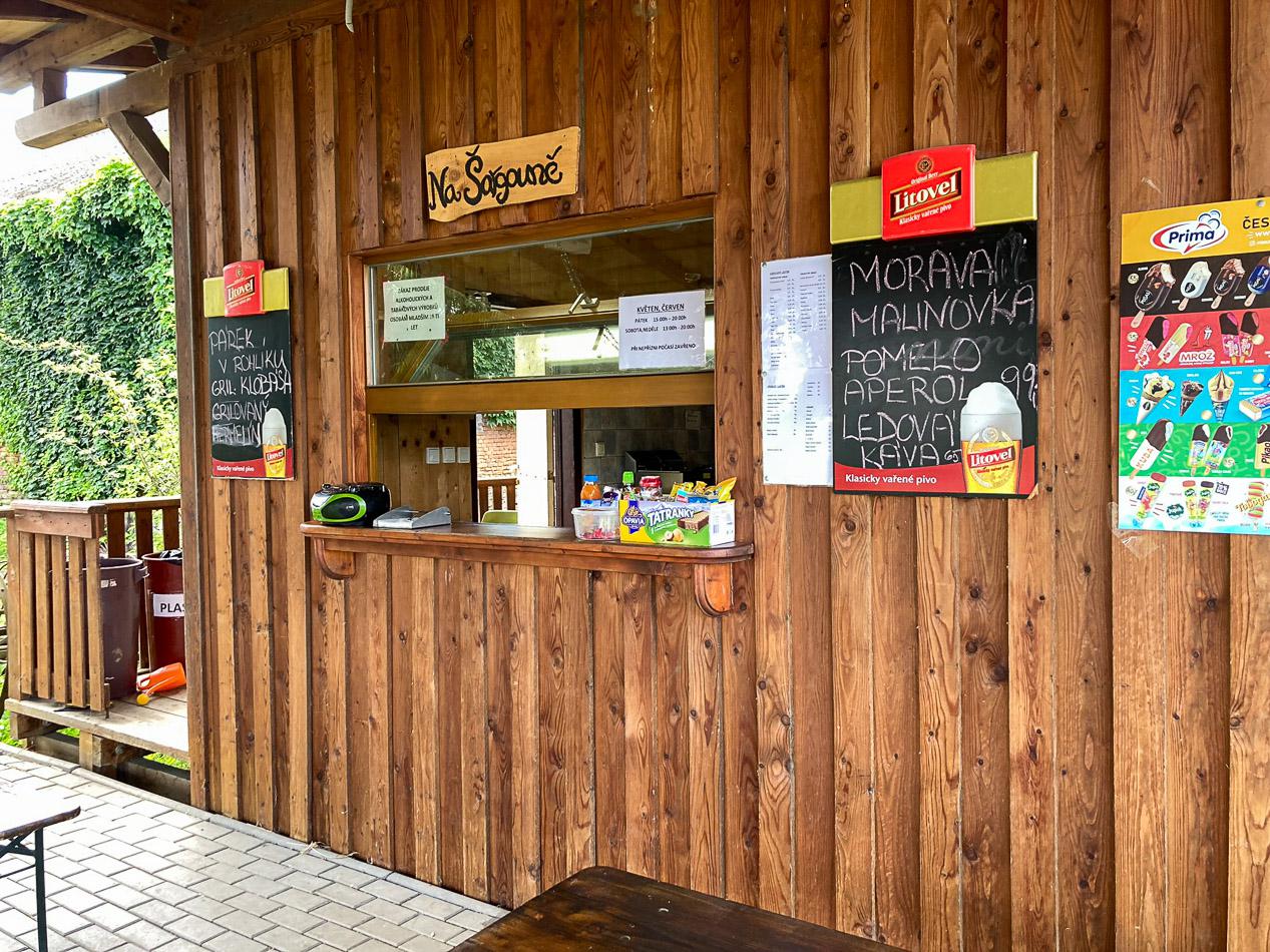 Občerstvení u Šargounu