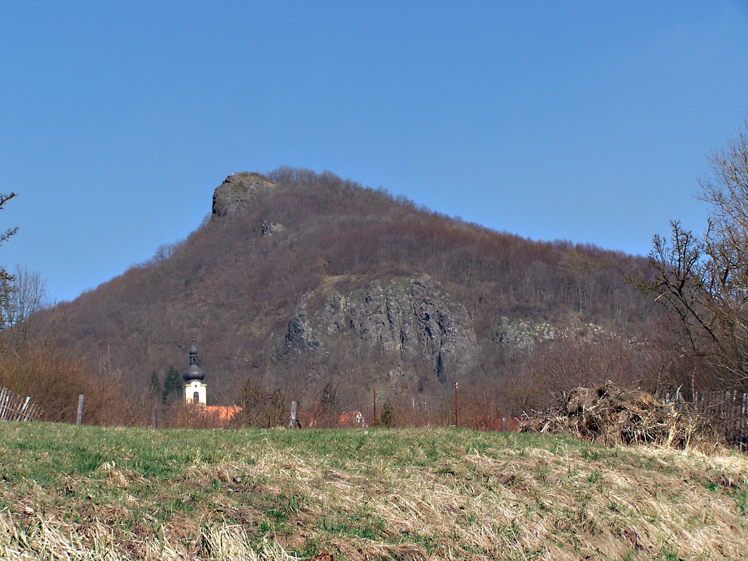 Zřícenina hradu Kalich foto 2