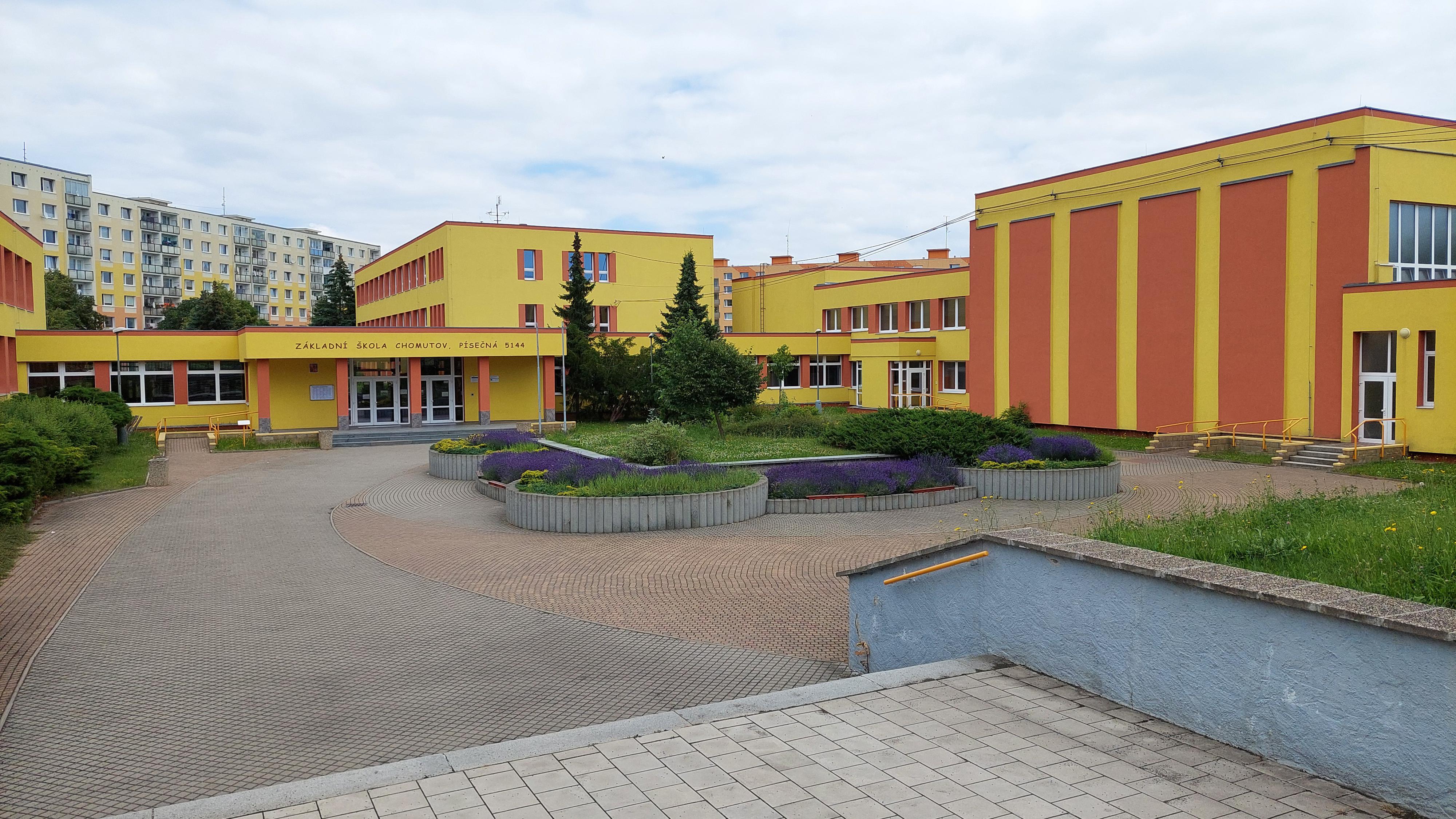 ZŠ Chomutov, Písečná foto 3