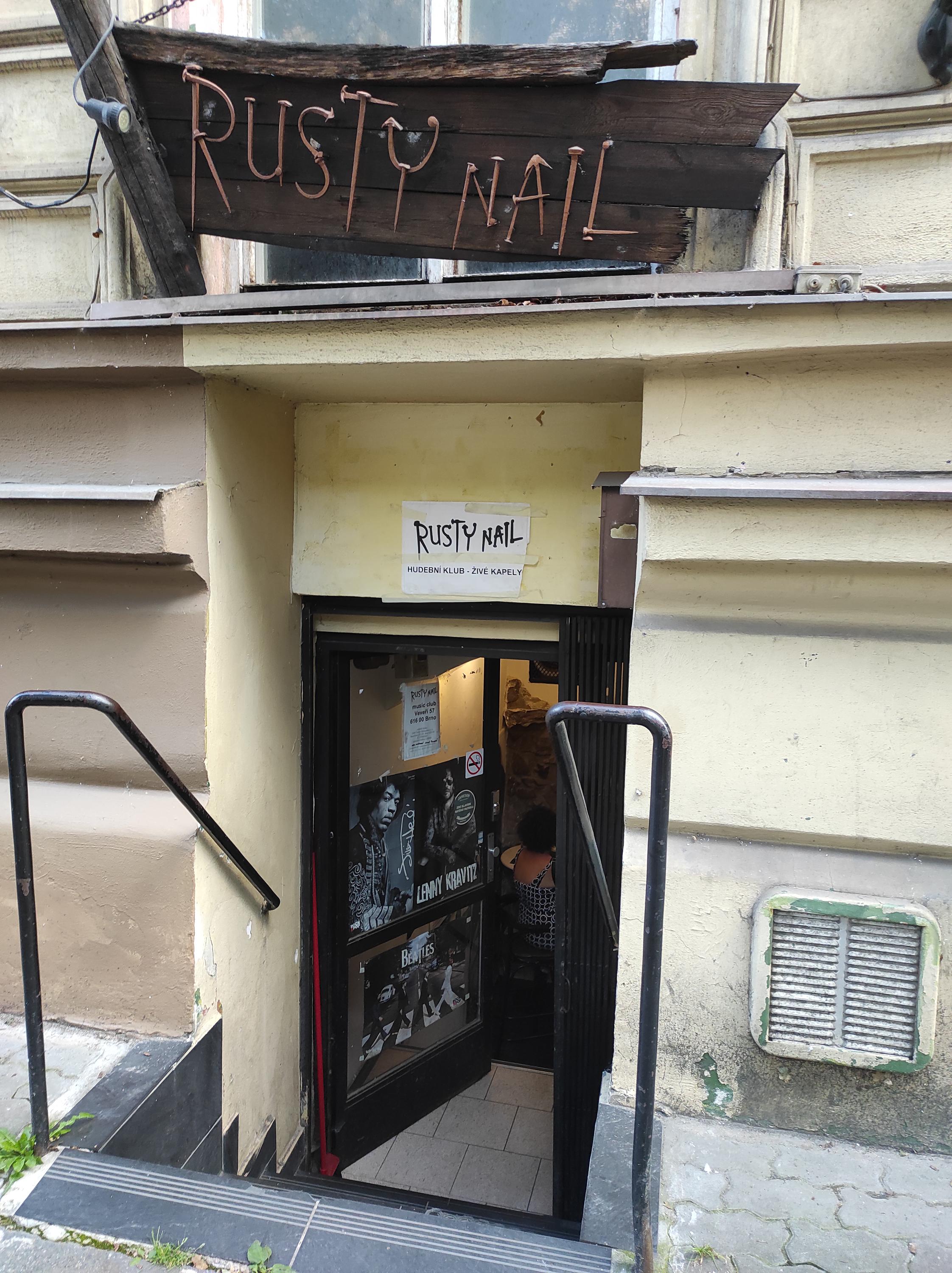 Rusty Nail music club foto 2