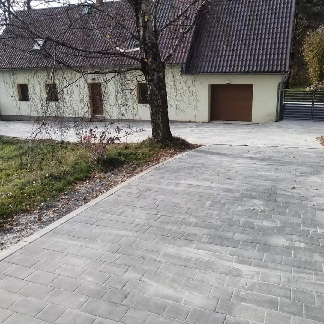 Zámkové dlažby Radim Šípek foto 1